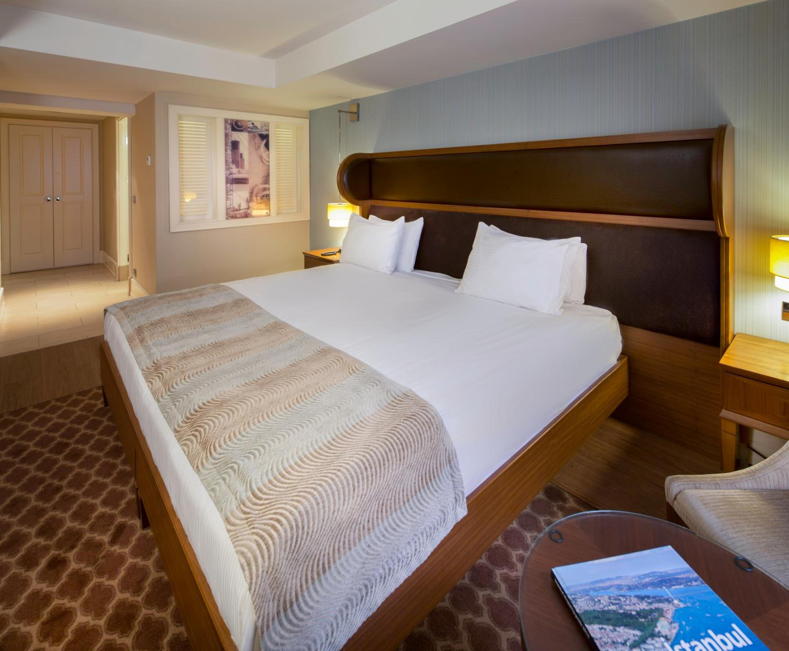 Titanic Comfort Sisli - Image 39