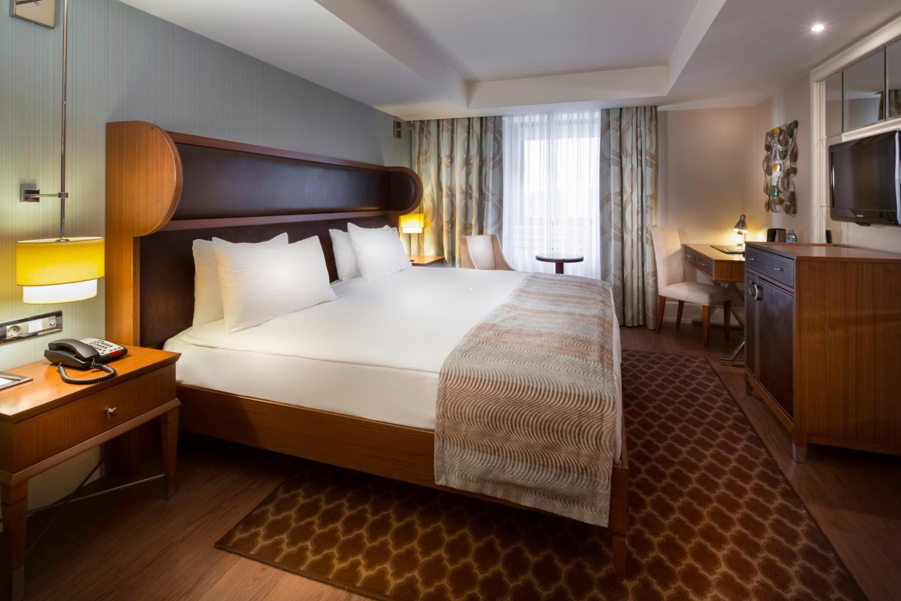Titanic Comfort Sisli - Image 19