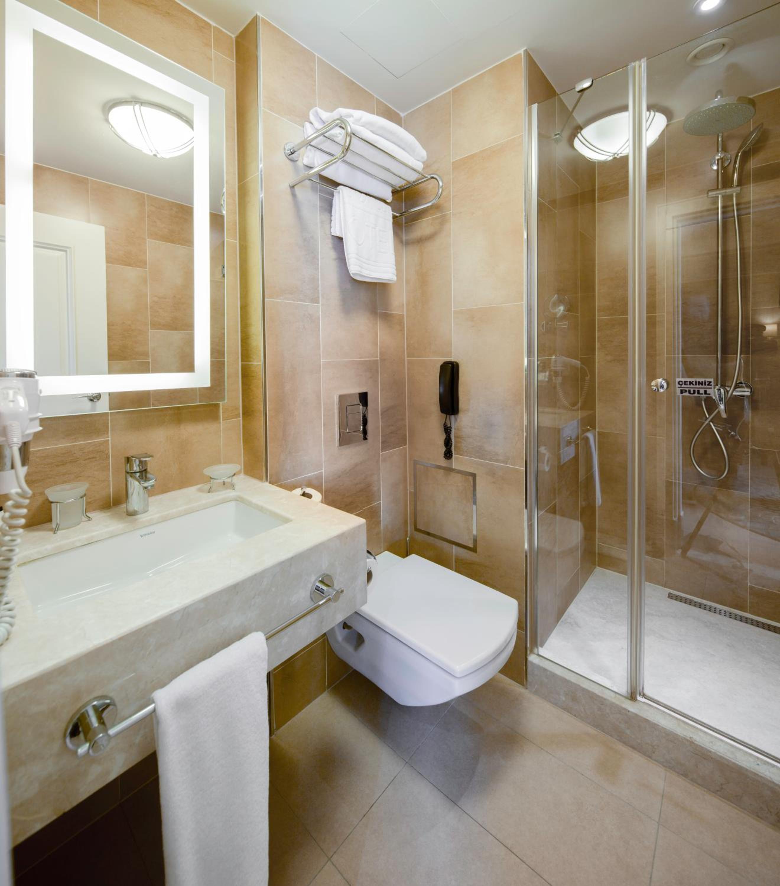 Titanic Comfort Sisli - Image 17