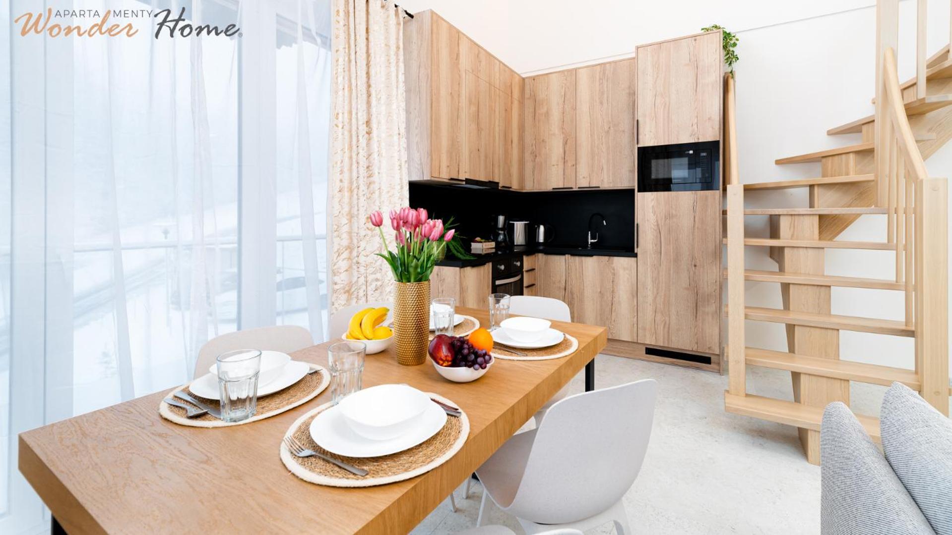 Wonder Home - Domki Hillside tuż przy stoku narciarskim - na terenie kompleksu plac zabaw i zewnętrzna siłownia, sklep, parking