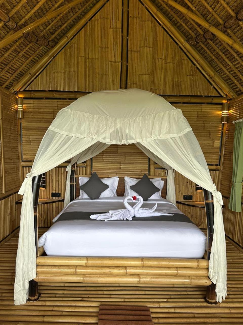 Ayo Hill Villa By Samhita Bali