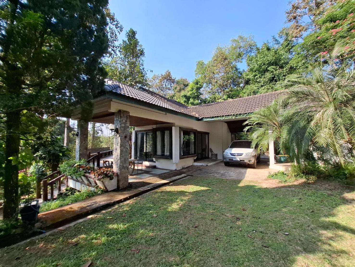 Balmy Hideout Cafe & Homestay