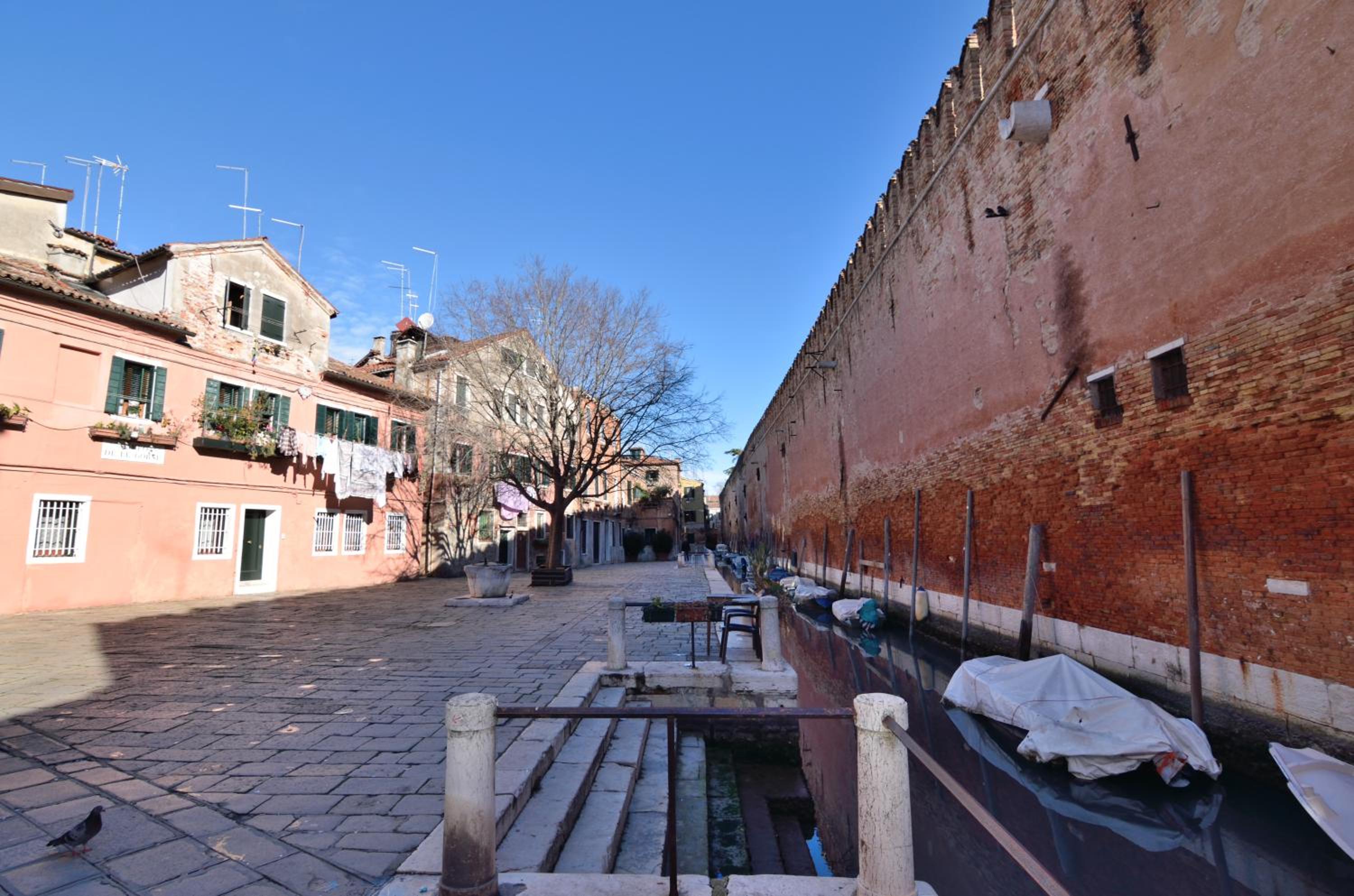 Venice Life