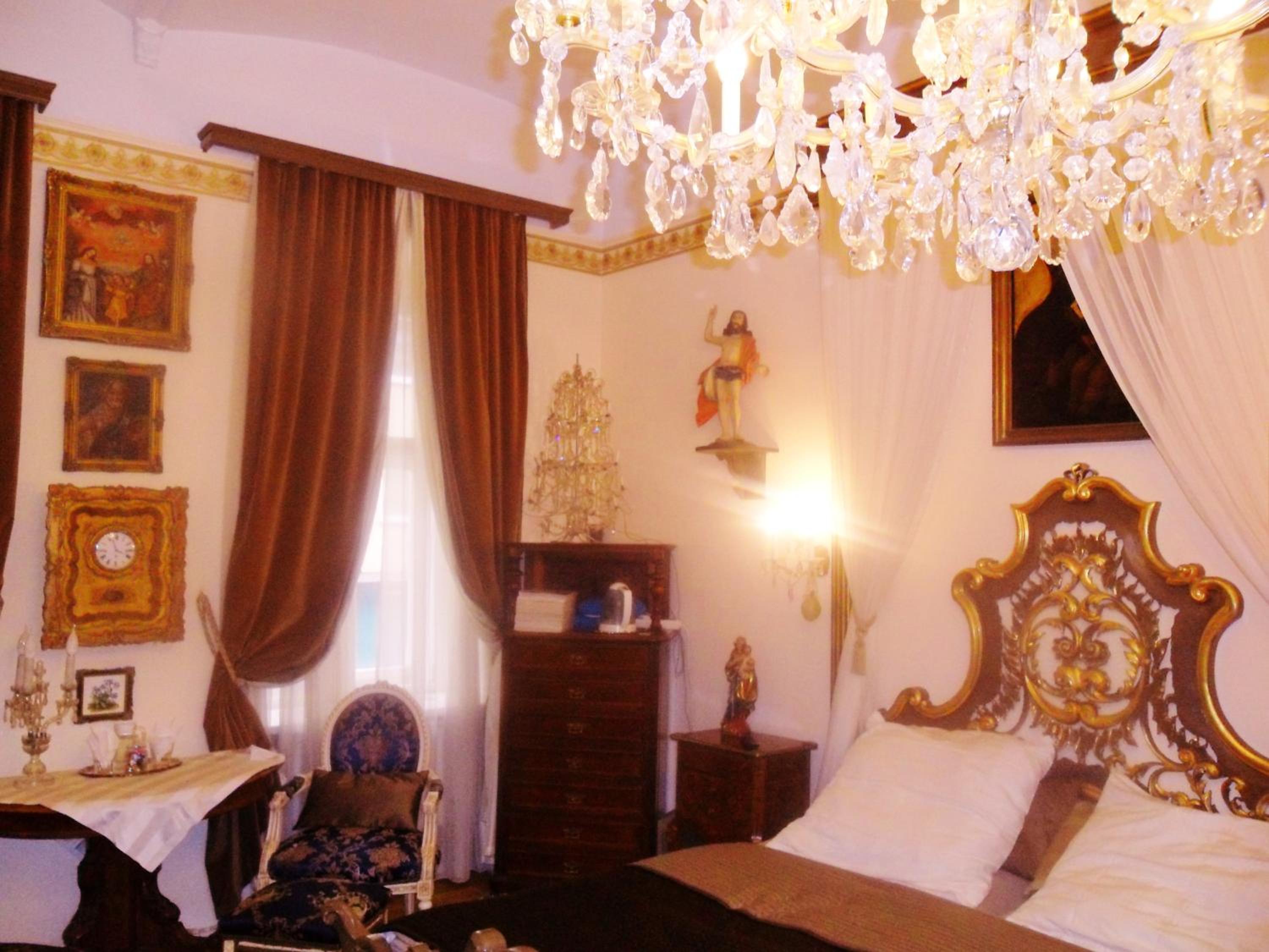 Luxury near Castle