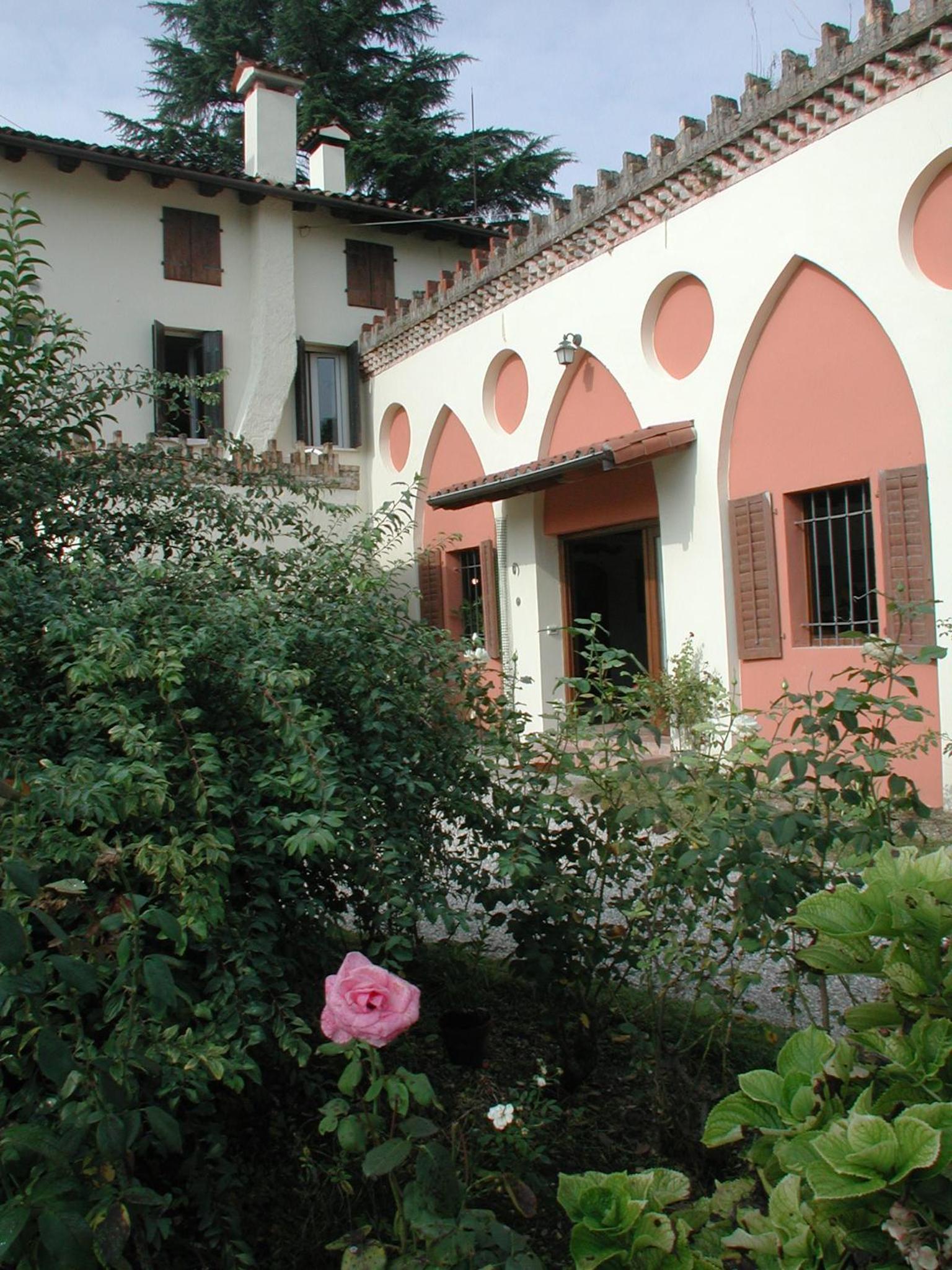 Photo 24
