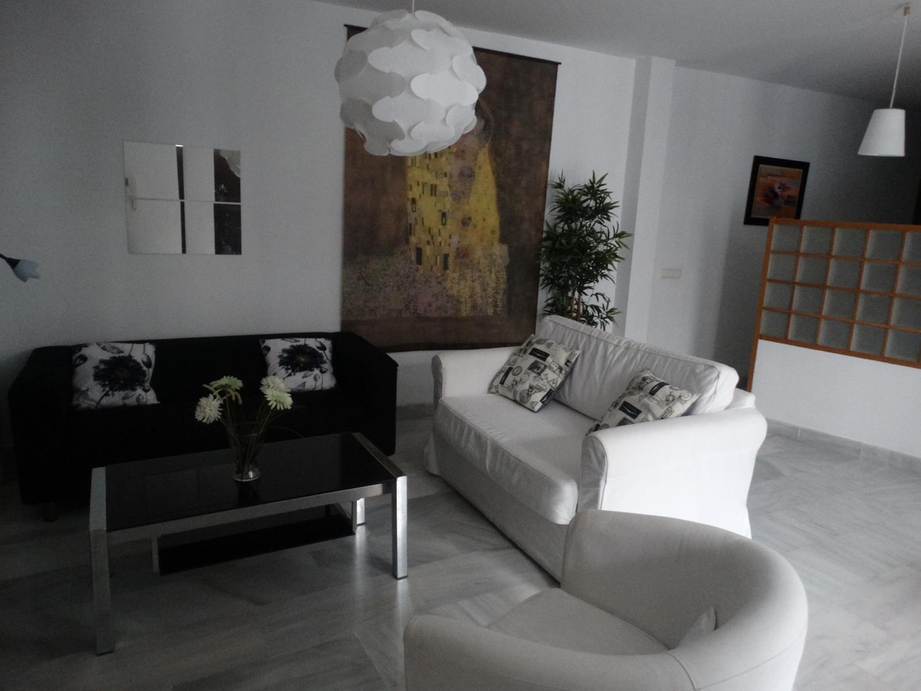 Málaga Apartamentos - Jinetes, 13