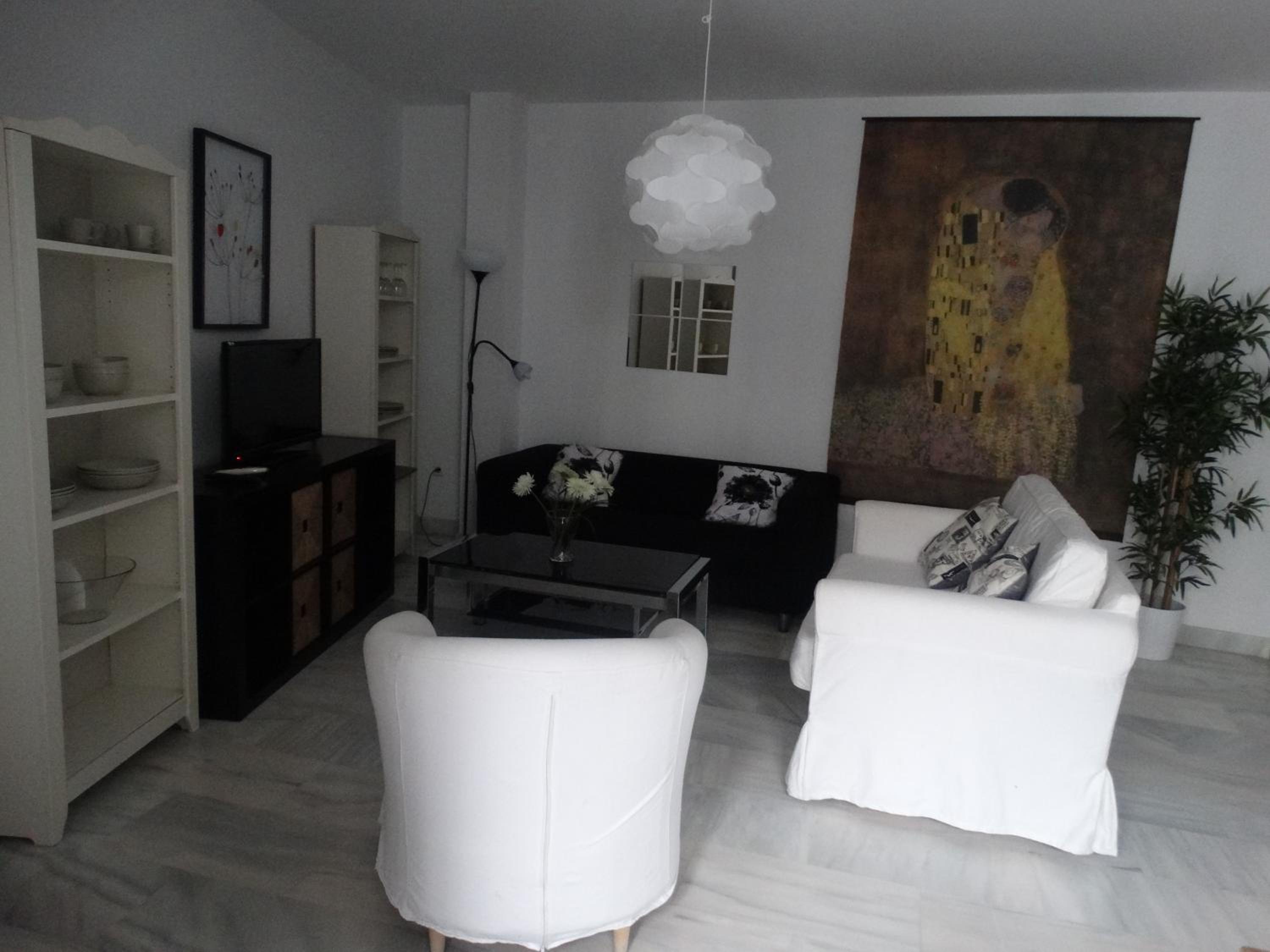Málaga Apartamentos - Jinetes, 13