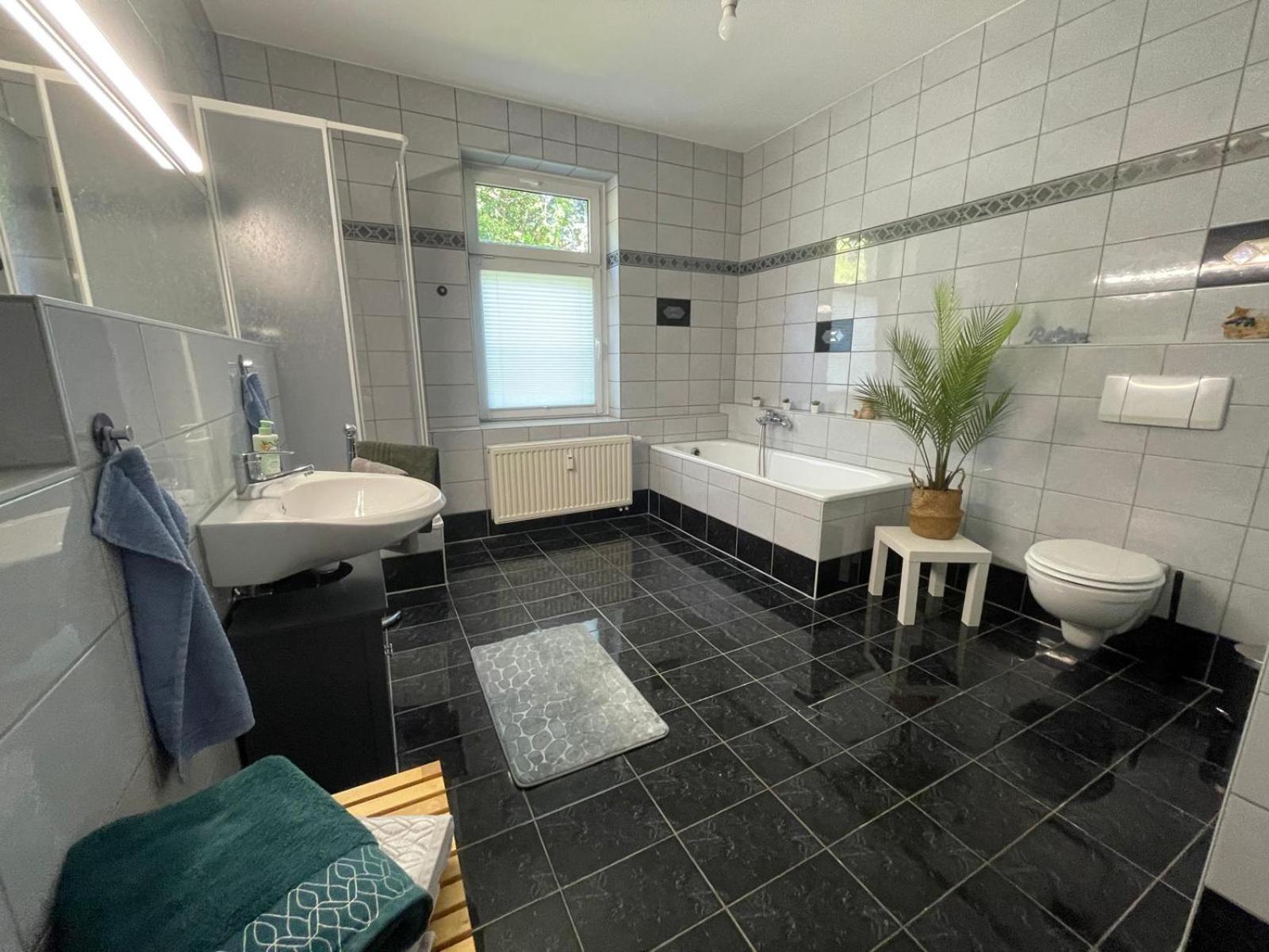 Ferienwohnung Dietel in Bad Schlema mit WLAN Terrasse Stellplatz inklusive