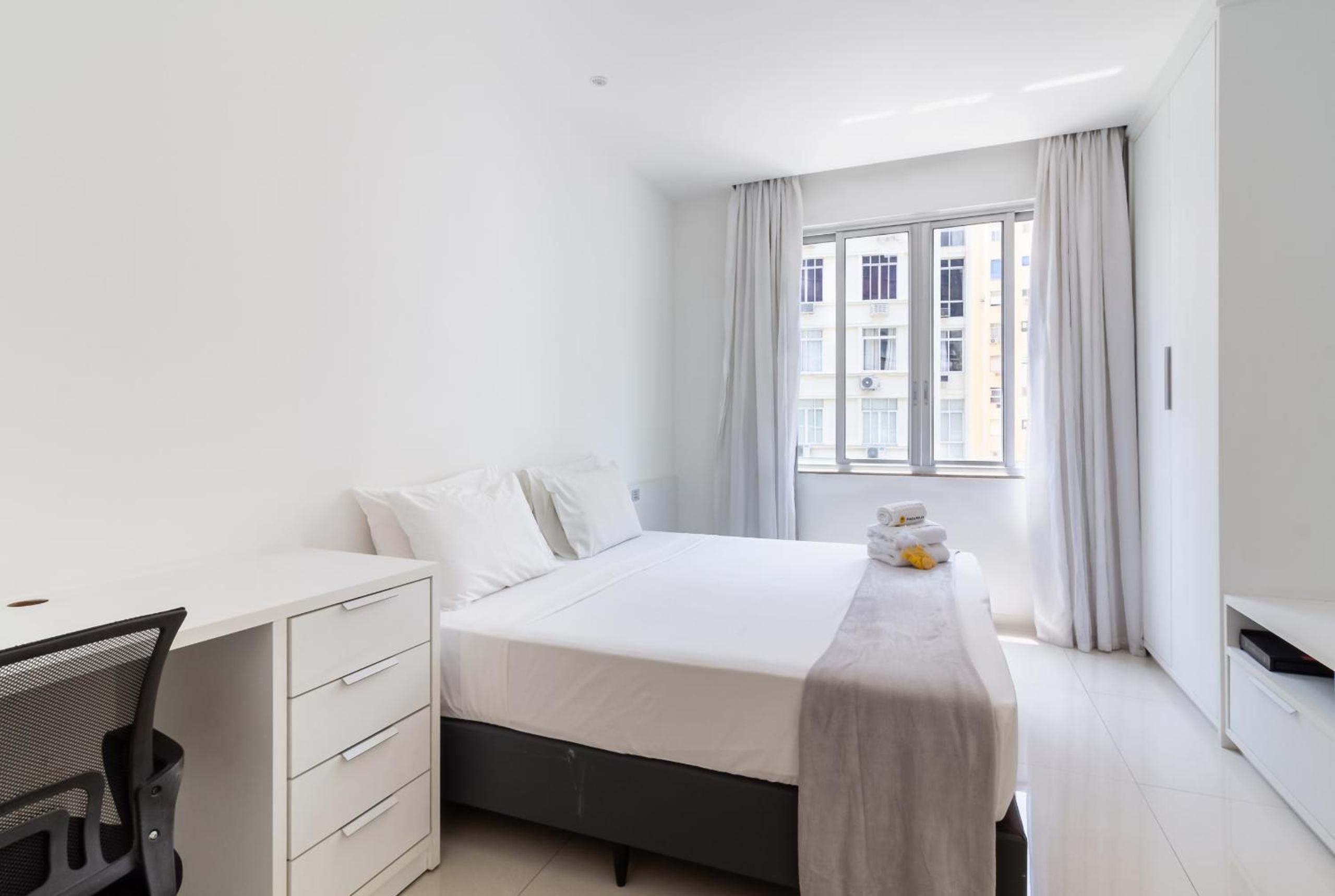 Apartamento em Copacabana a 3 minutos da Praia - NSC602