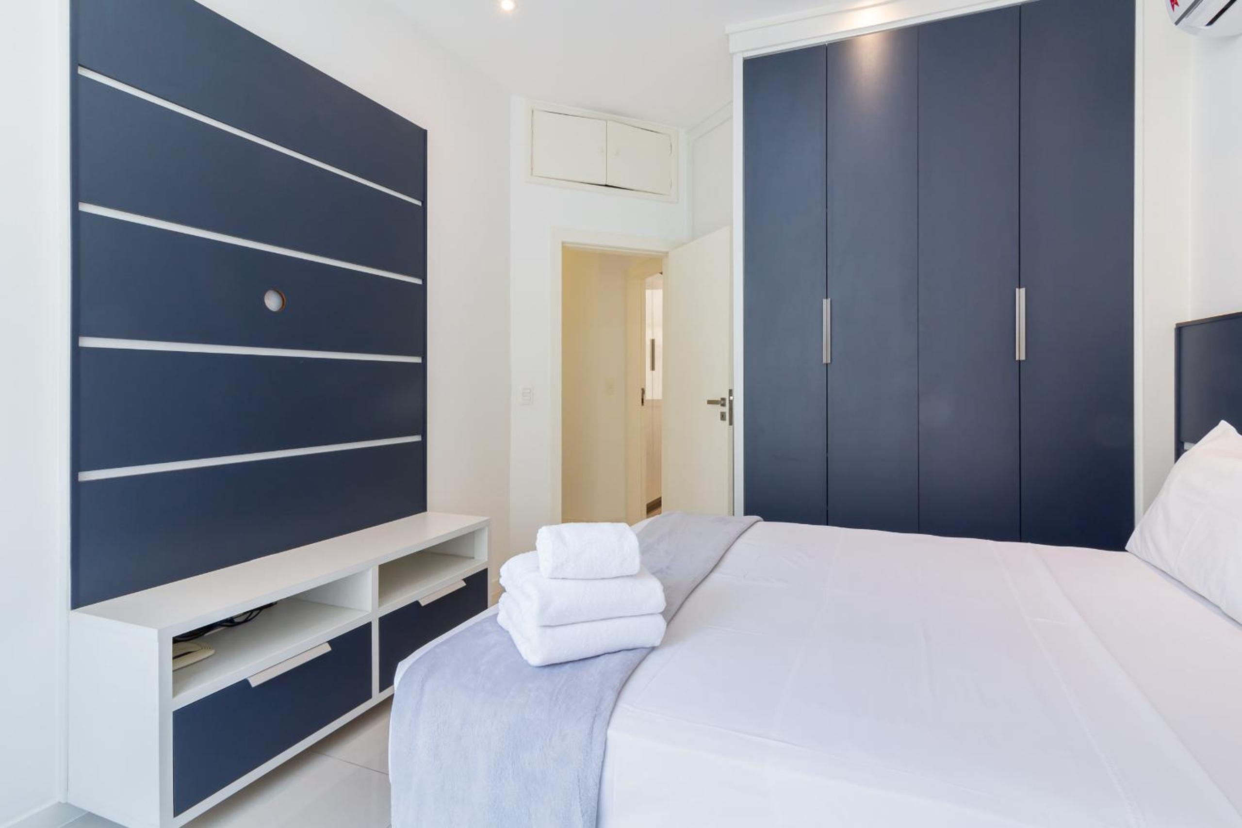 Apartamento em Copacabana a 3 minutos da Praia - NSC602
