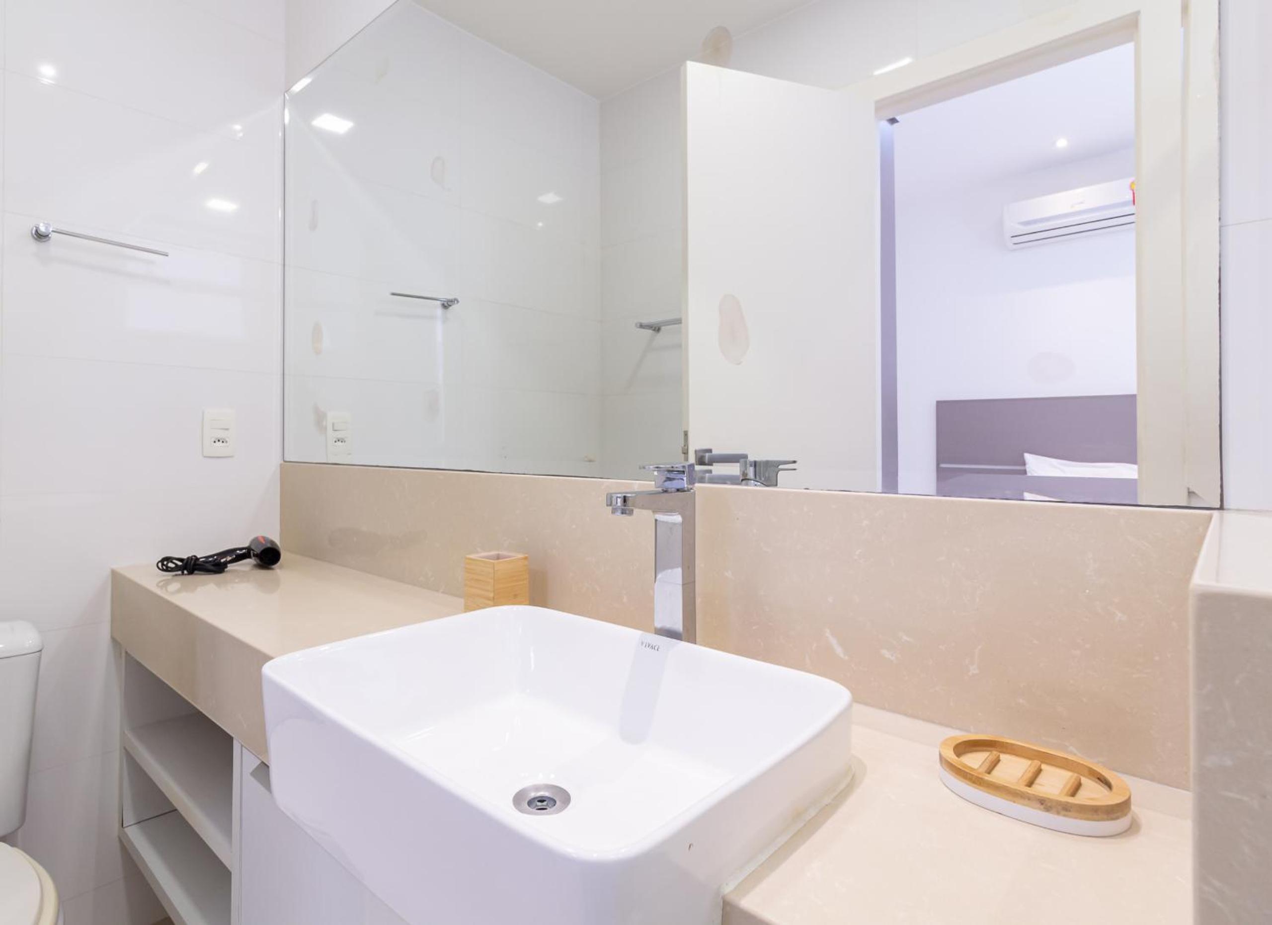 Apartamento em Copacabana a 3 minutos da Praia - NSC602