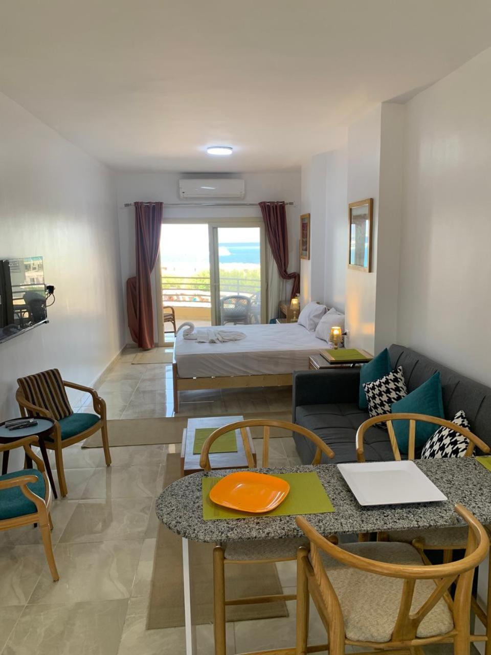 Quiet quarter and private beach