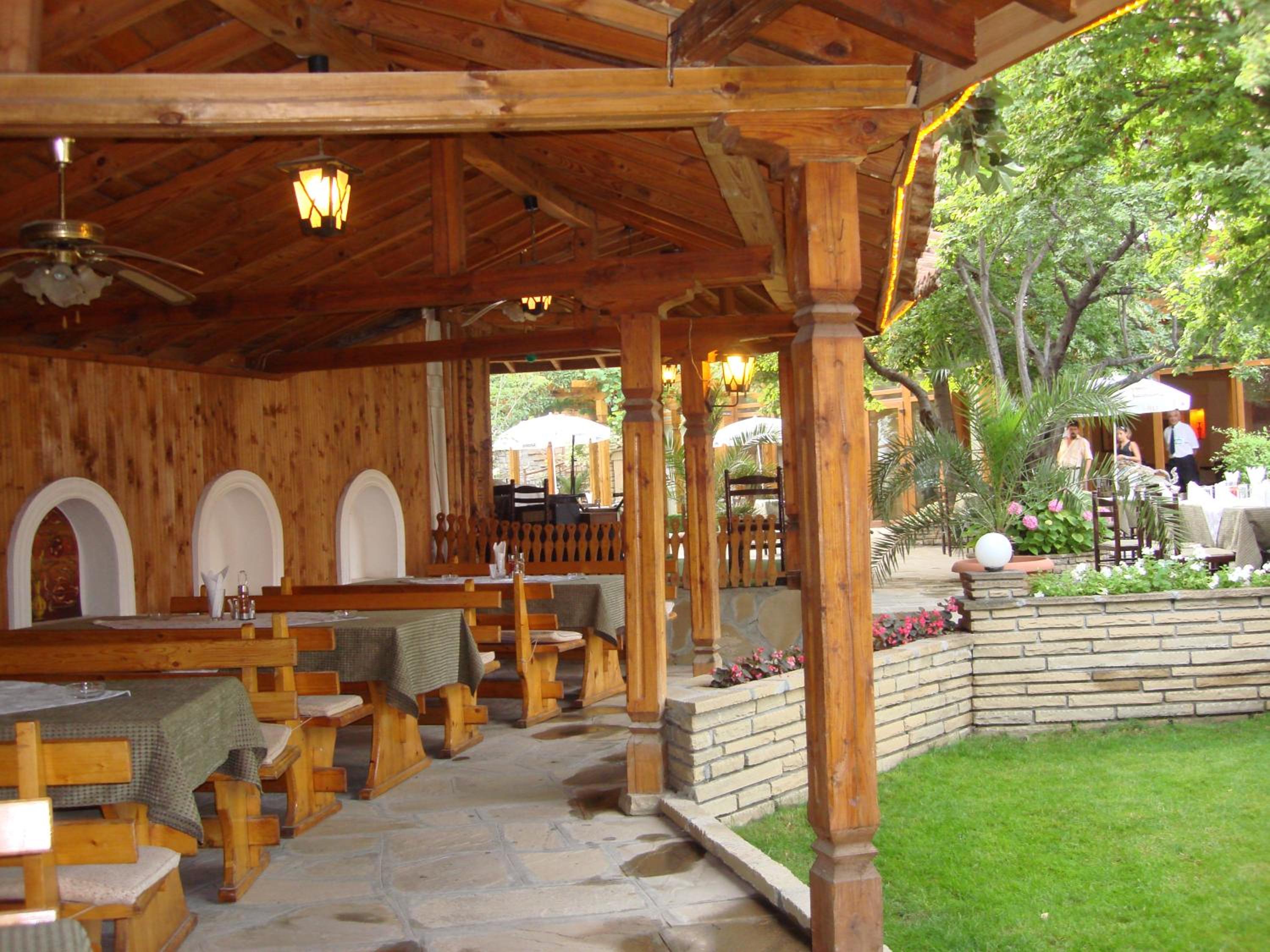 Bozukova House