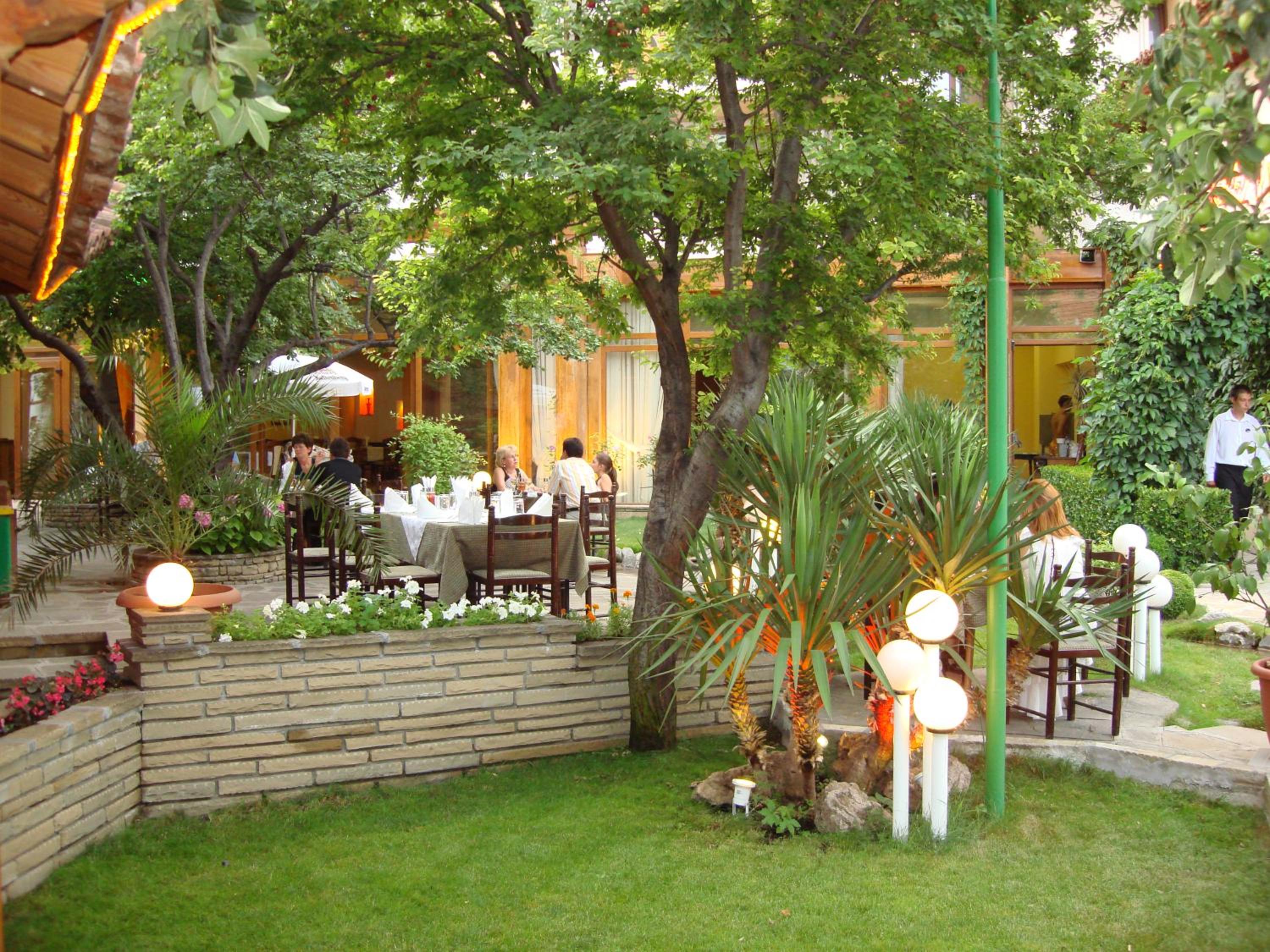 Bozukova House