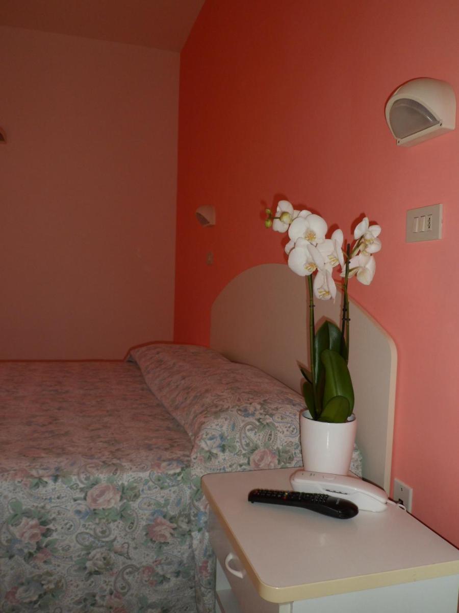 Photo 61