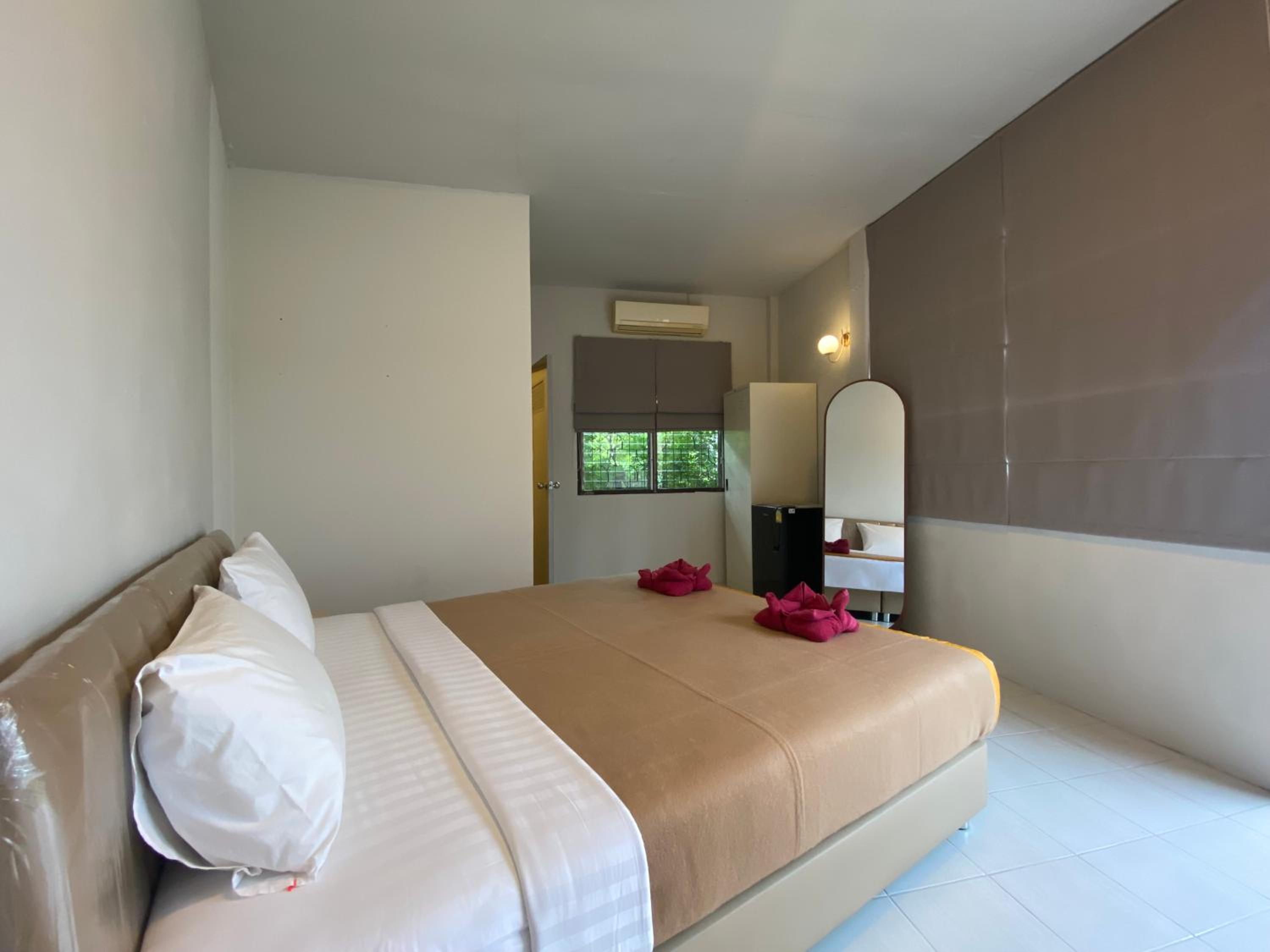 Orchard House Resort