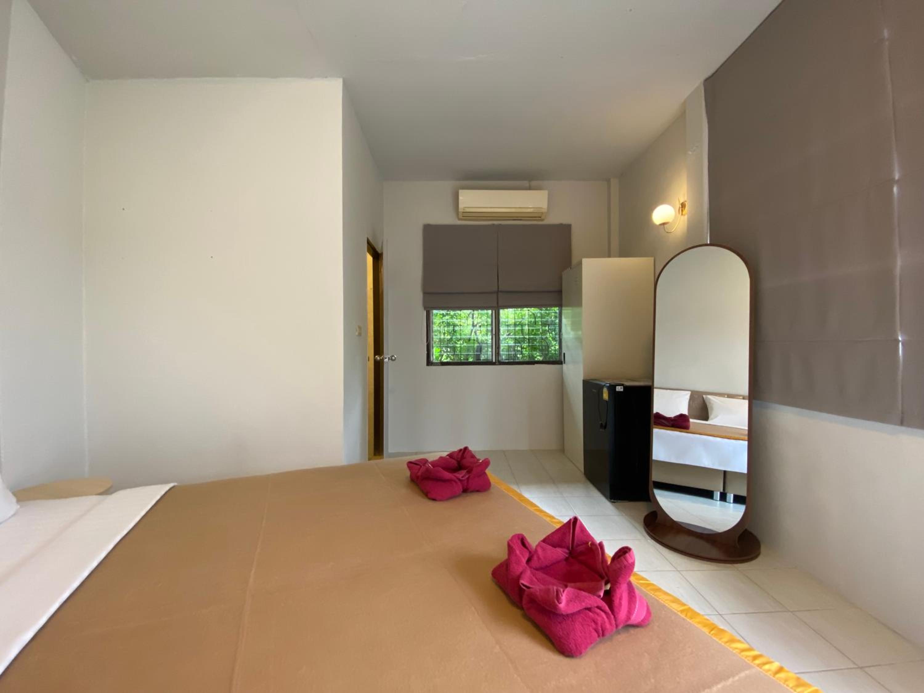 Orchard House Resort