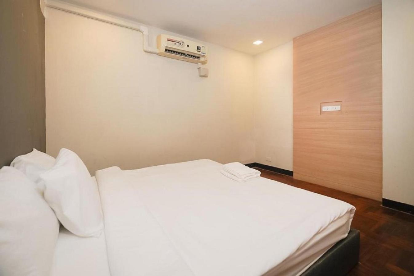 GO INN Silom BTS Surasak สถานีสุรศักดิ์