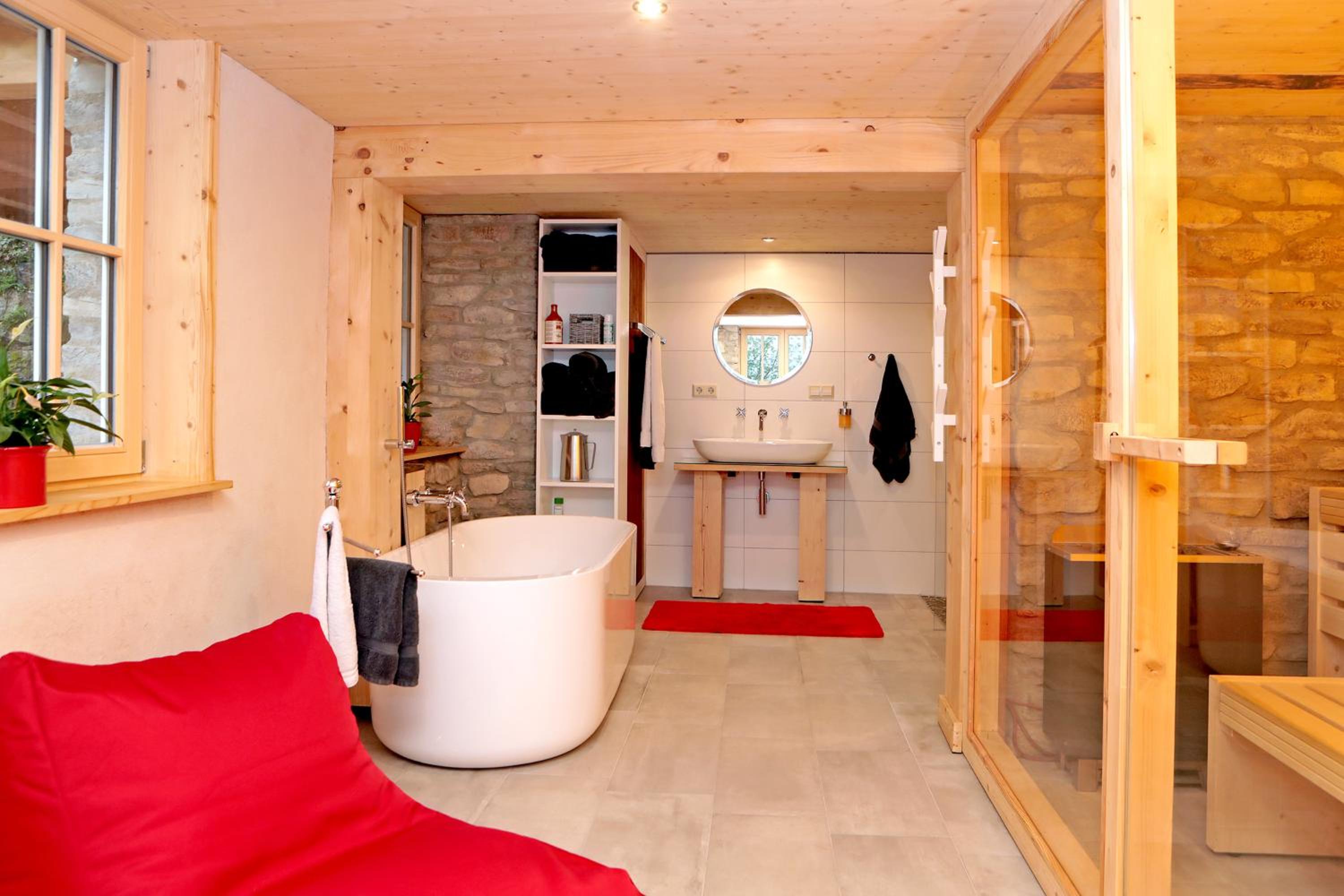 living TIMELESS- Haldenmühle, Luxus Schwarzwald-Retreat mit Sauna