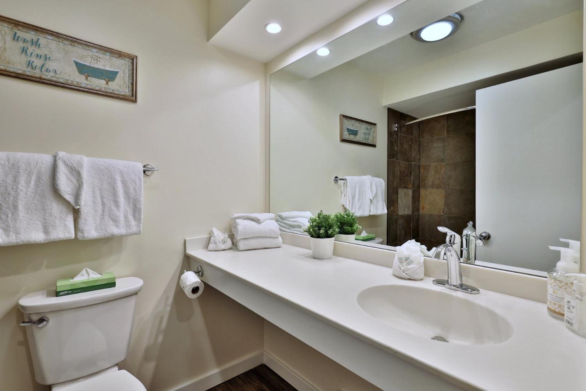Tranquil Peaks Studio at KCIS - Perfect for a Getaway in the Heart of Vermont Ski Resort