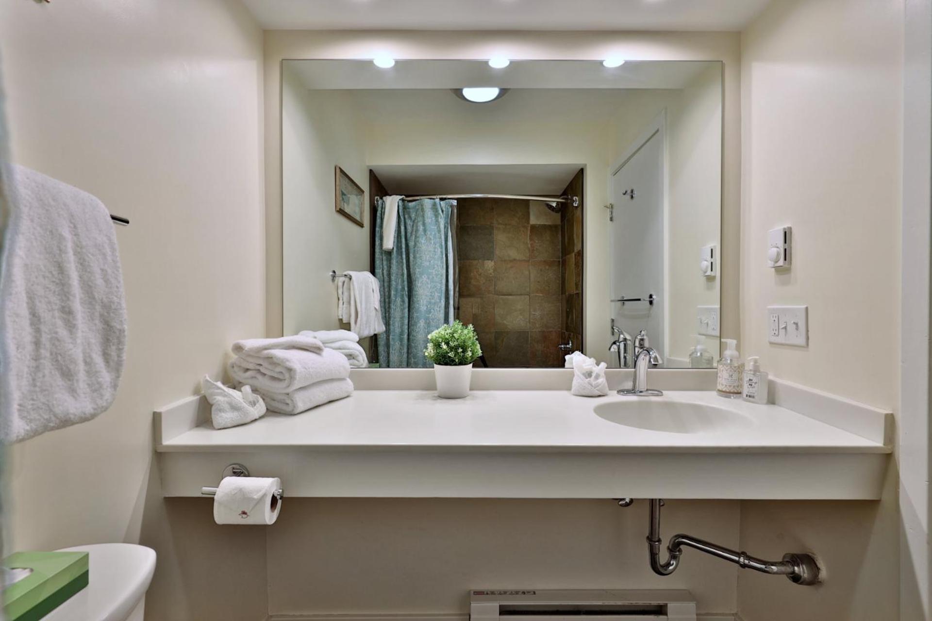 Tranquil Peaks Studio at KCIS - Perfect for a Getaway in the Heart of Vermont Ski Resort
