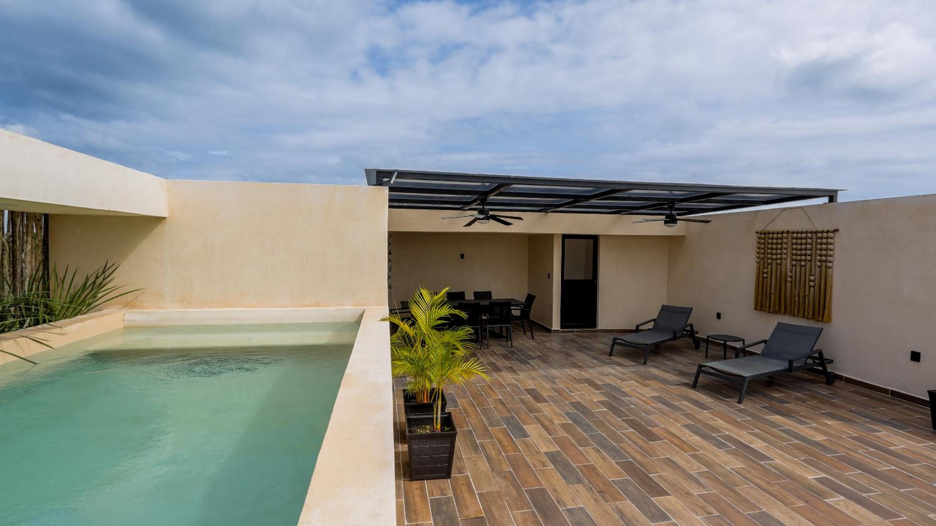 Sunset Serenity - Amply Private Terrace & Pool & Gym & Beach club access