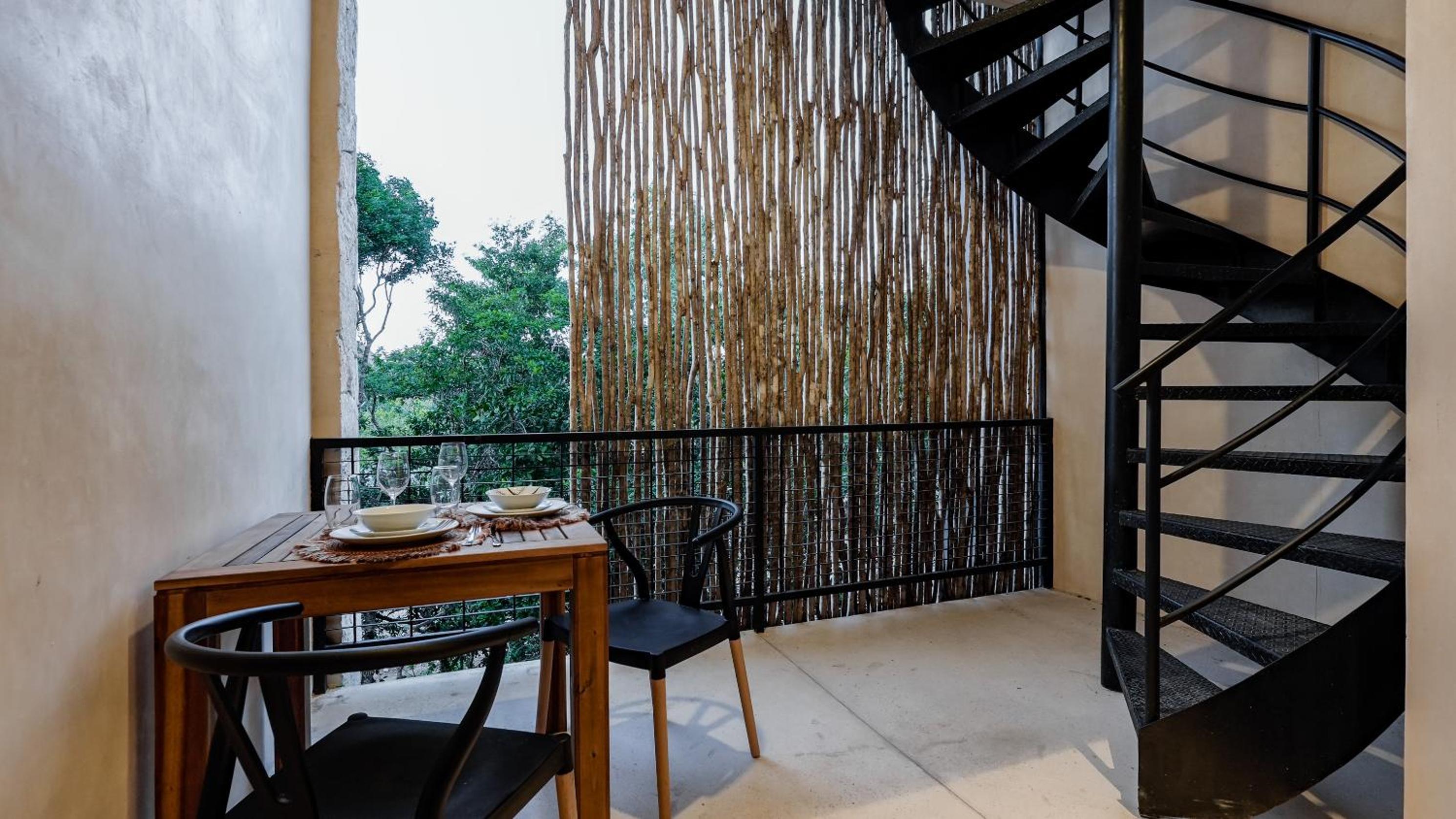 Sunset Serenity - Amply Private Terrace & Pool & Gym & Beach club access