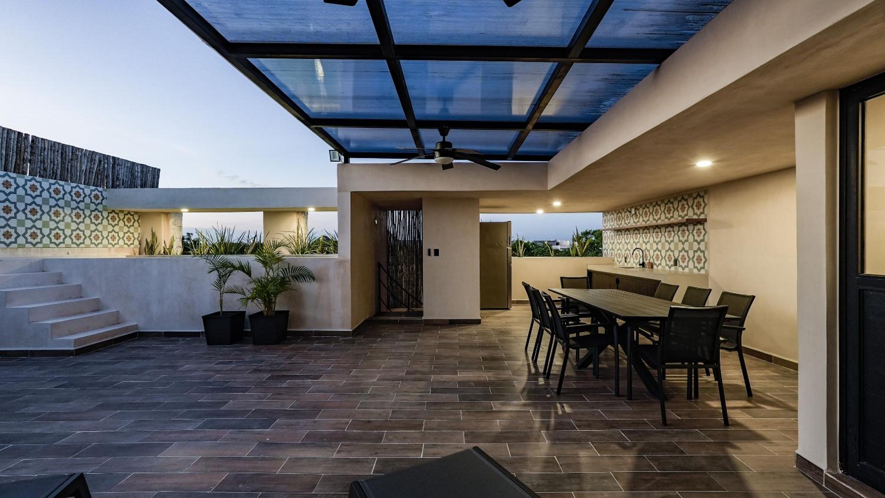 Sunset Serenity - Amply Private Terrace & Pool & Gym & Beach club access