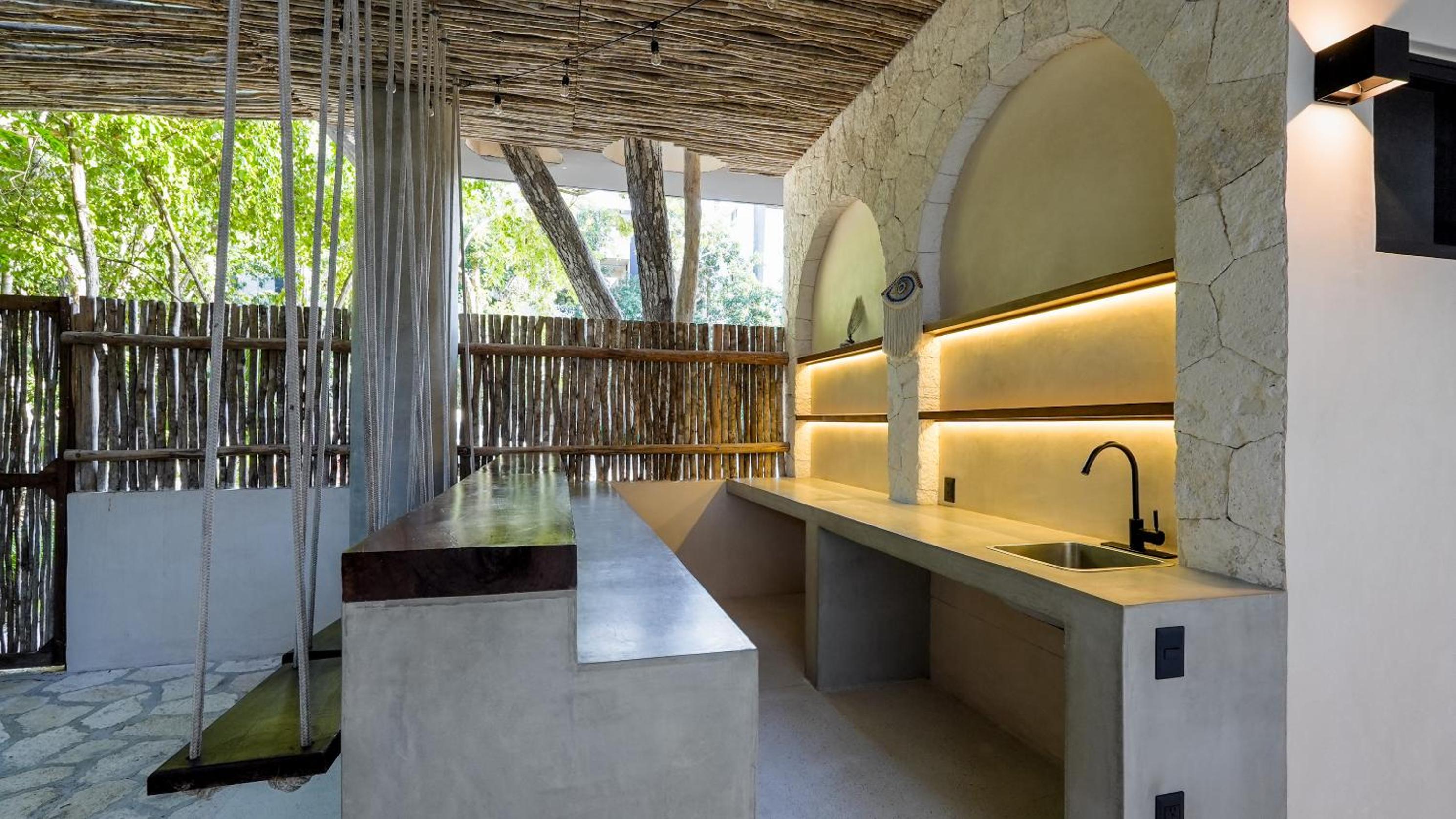 Sunset Serenity - Amply Private Terrace & Pool & Gym & Beach club access