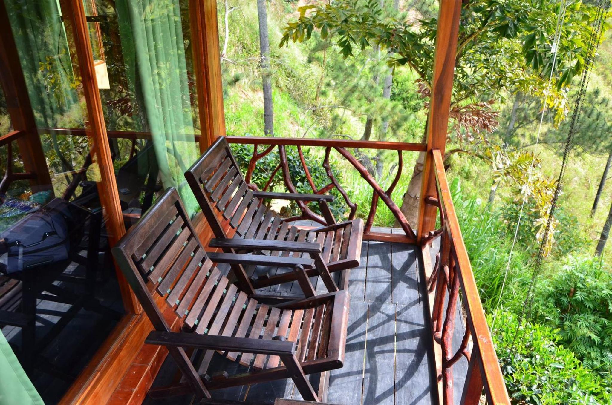 Ella Mount Relax Cottage view 2