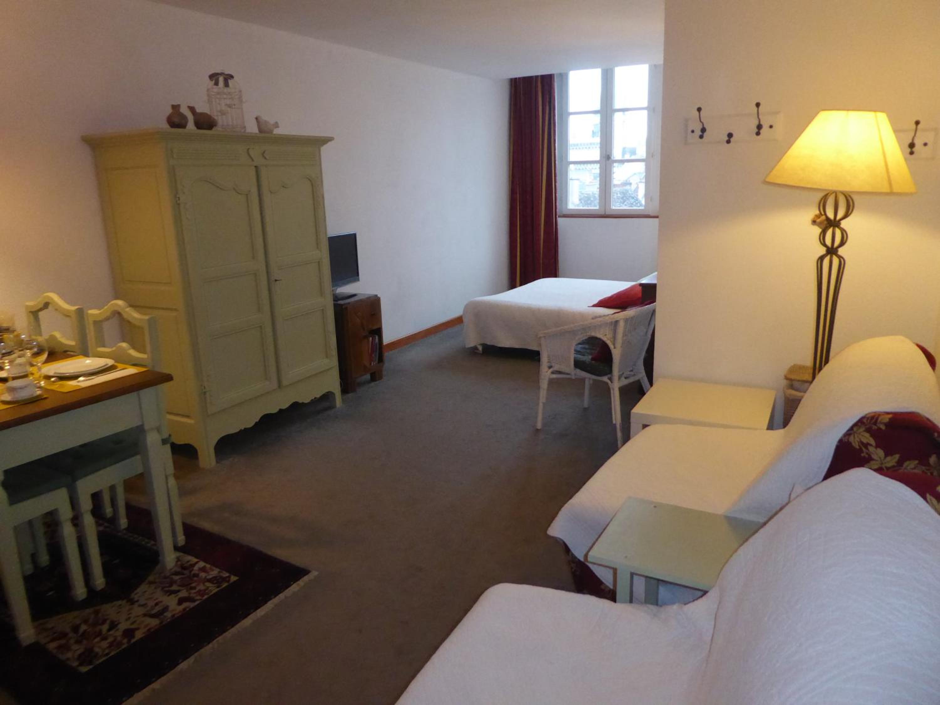 Studio Lumineux, Coeur De Ville