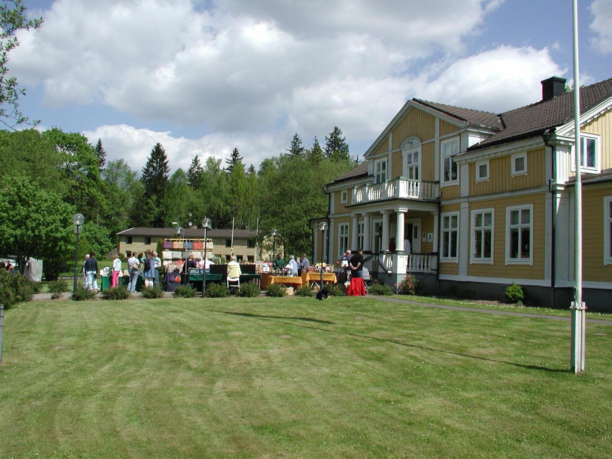 Photo 8