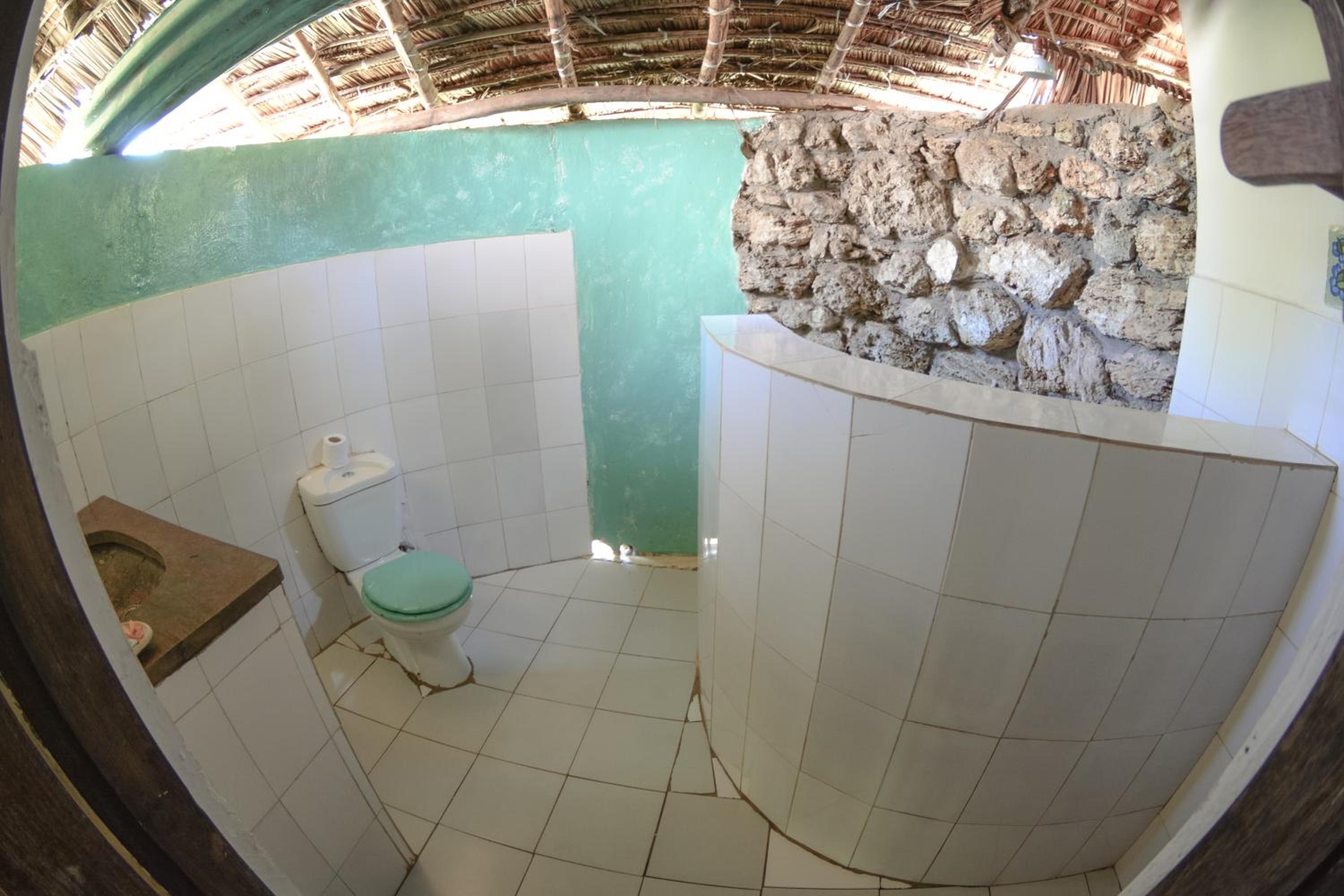 Gecko Nature Lodge Home of Swahili Divers the BEST dive center and Famous Gecko Restaurant