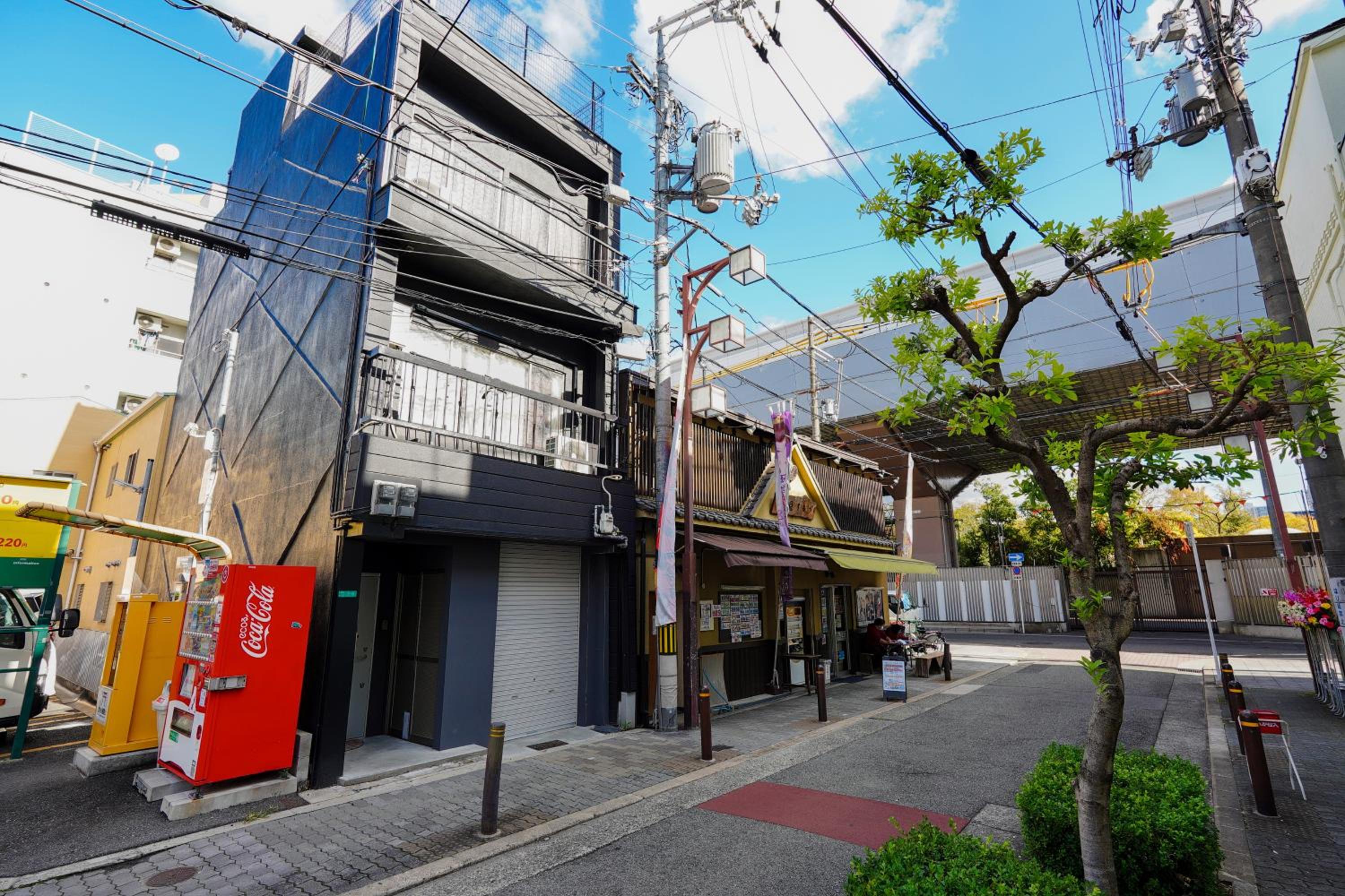 Osaka Nimi family house direct KIX airport