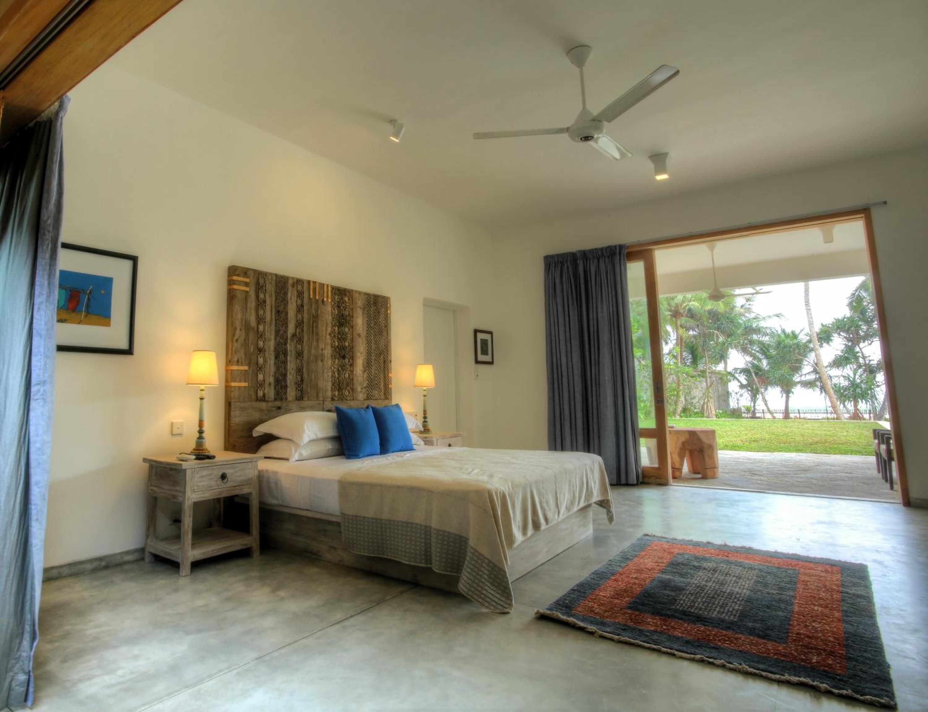 Villa Saffron Hikkaduwa