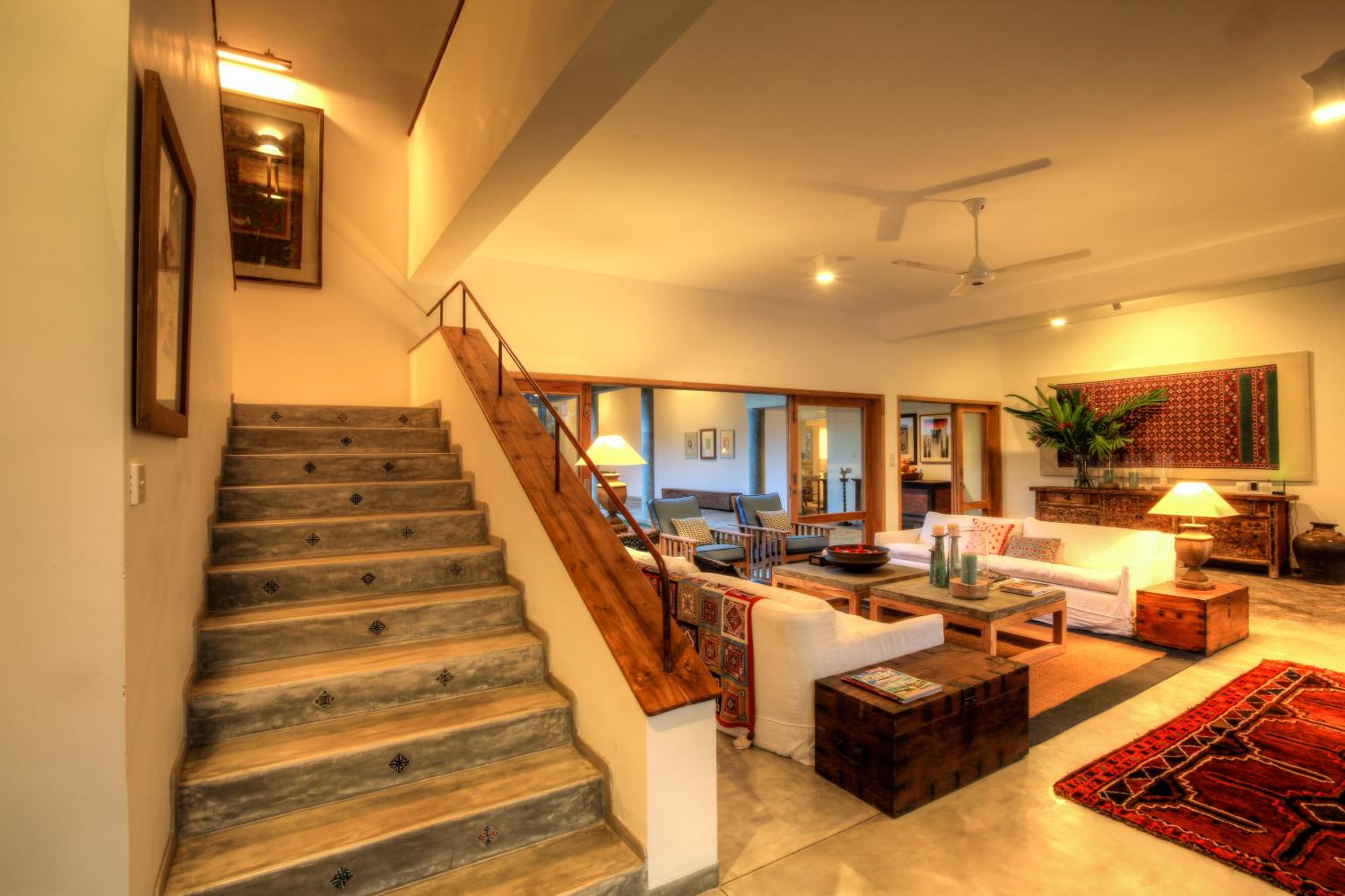 Villa Saffron Hikkaduwa