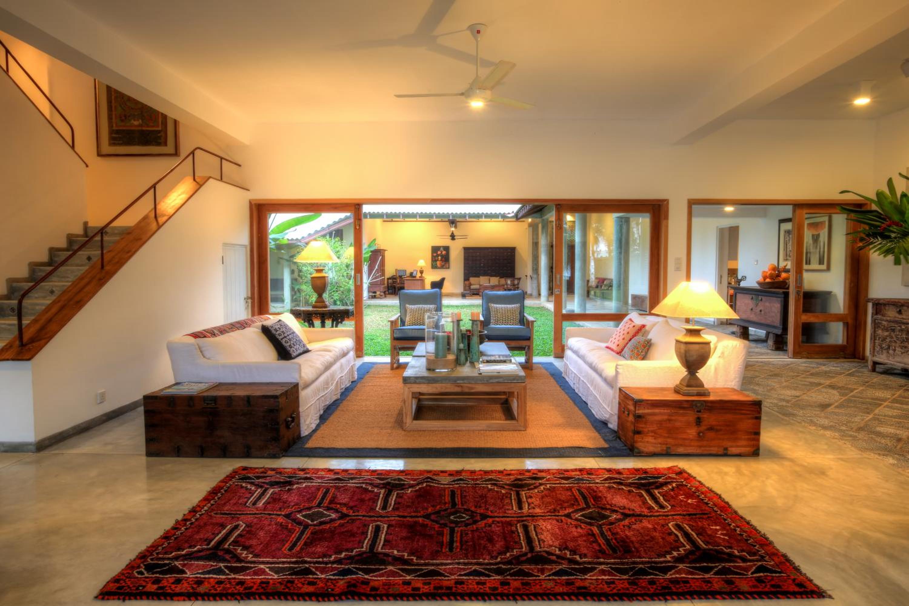 Villa Saffron Hikkaduwa