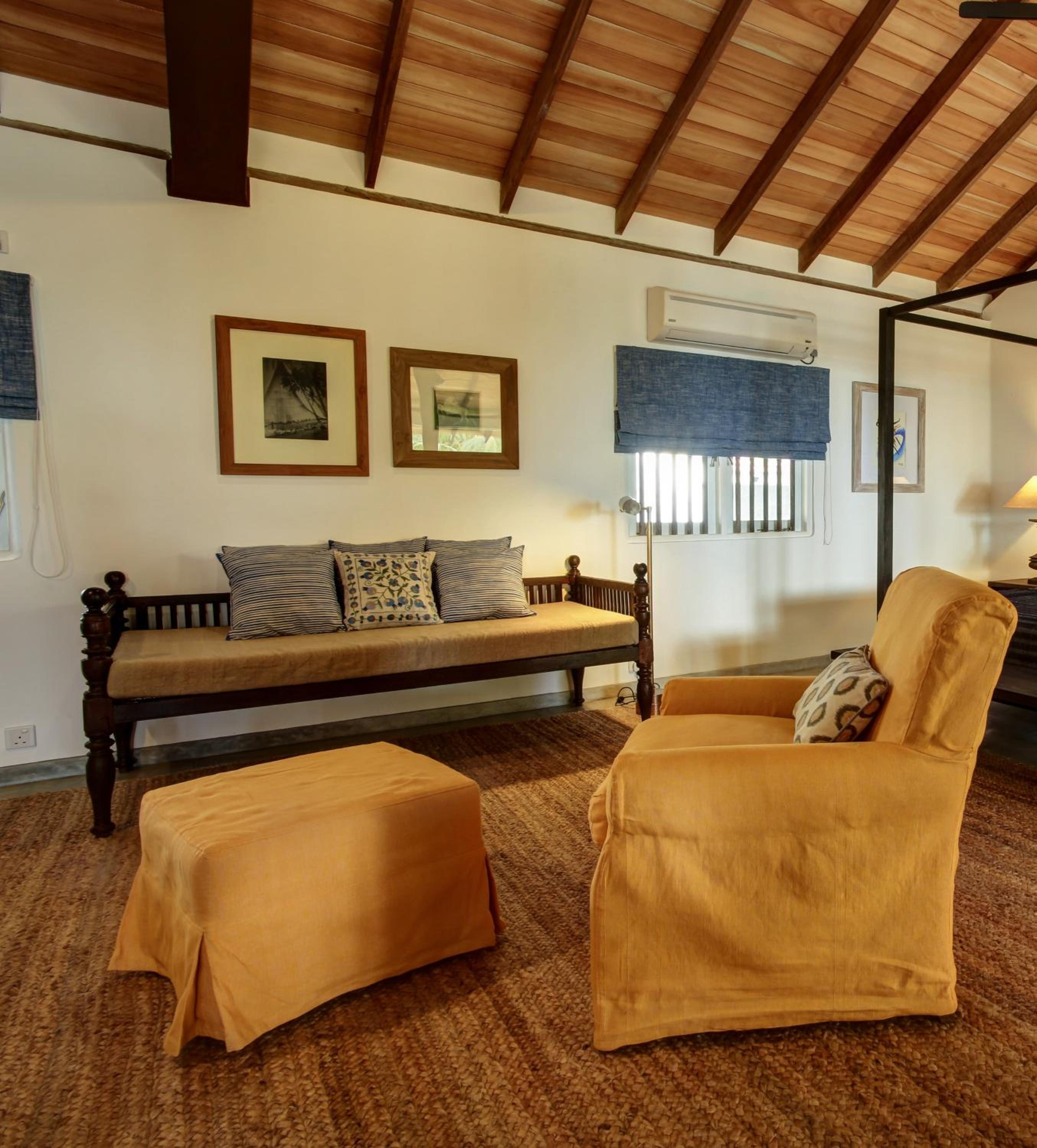 Villa Saffron Hikkaduwa