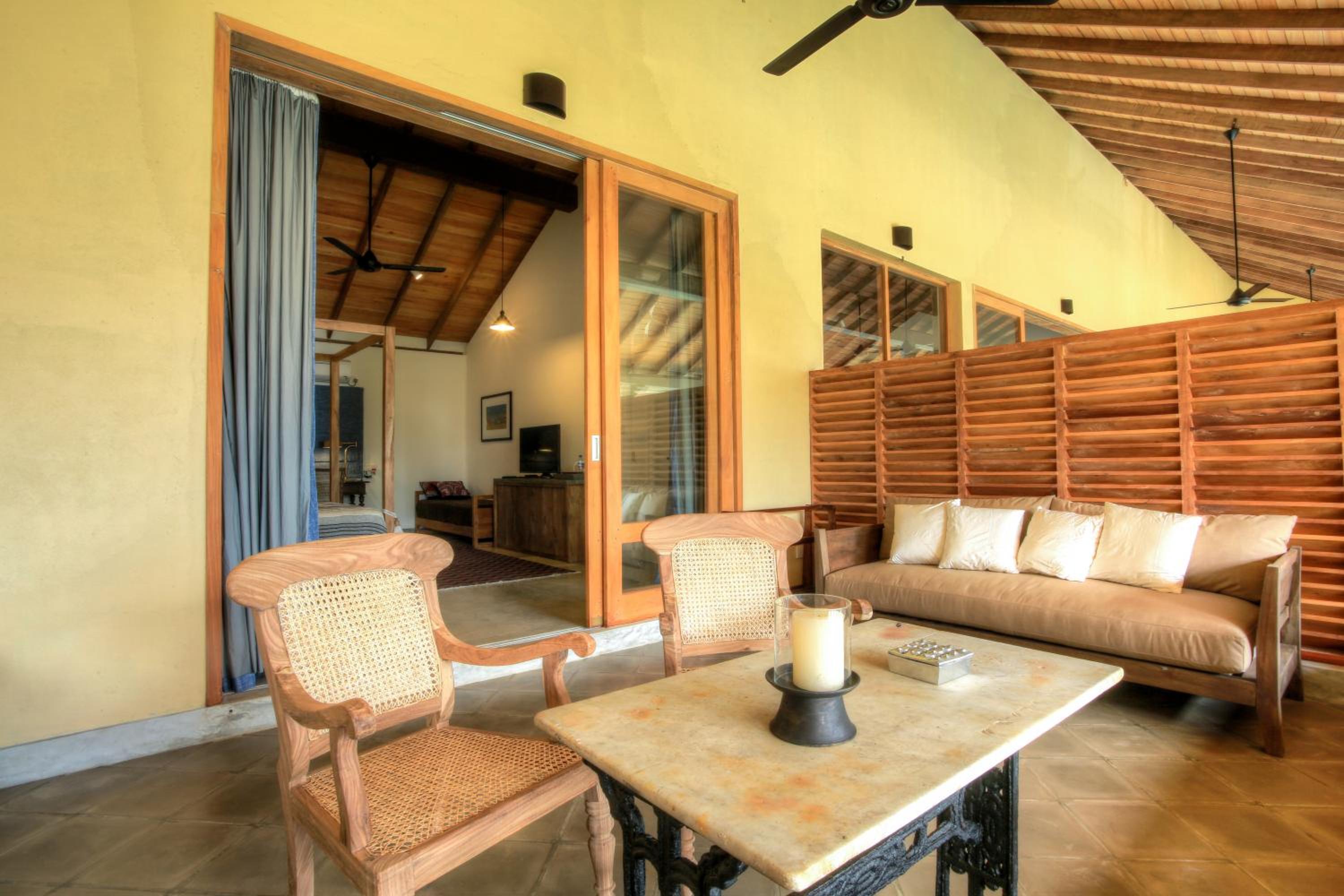 Villa Saffron Hikkaduwa