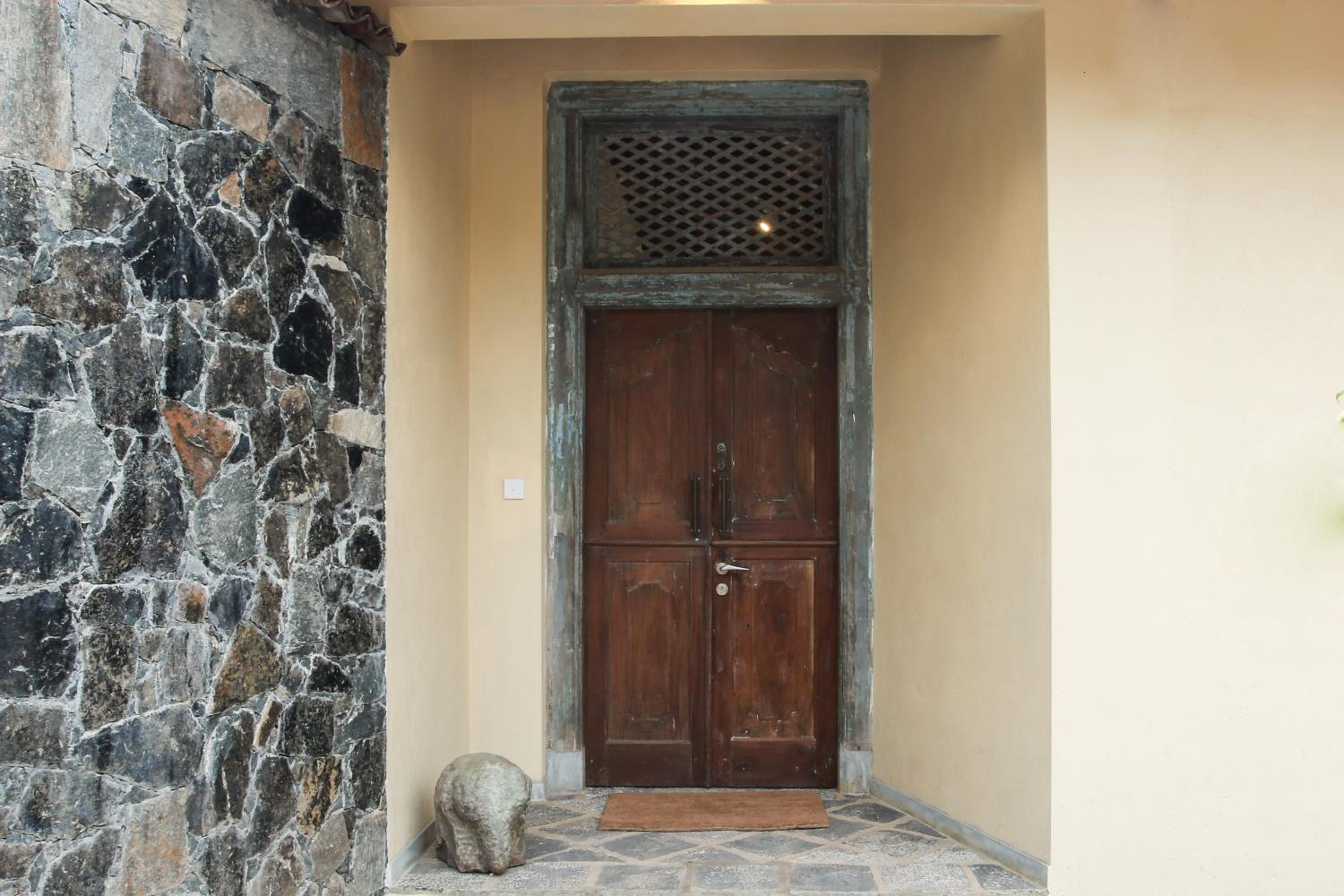 Villa Saffron Hikkaduwa