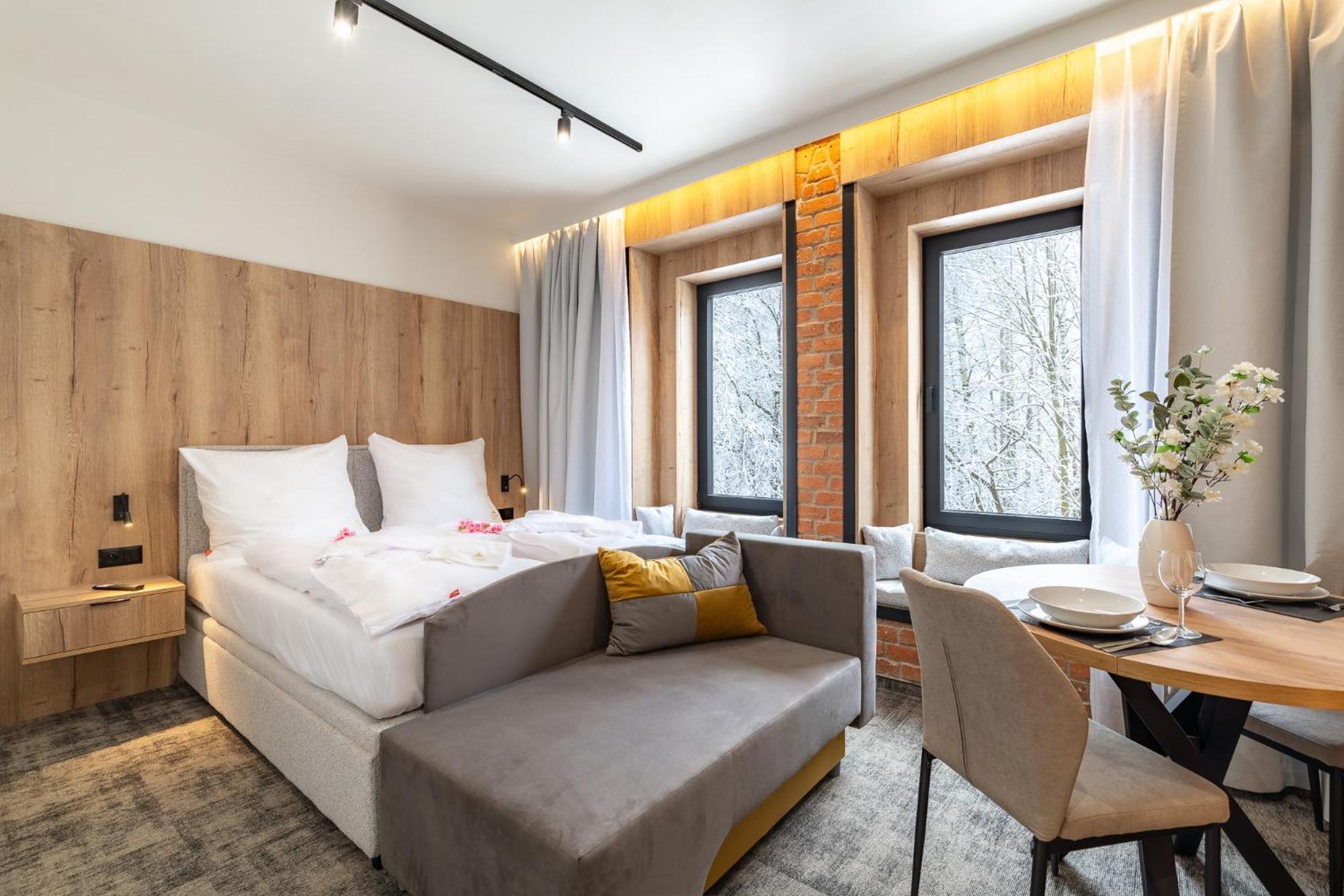 Rezydencja Harmony Land VIP z sauną i jacuzzi by Royal Aparts