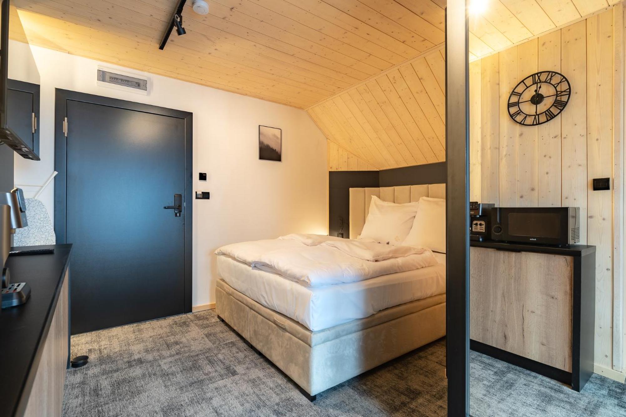 Rezydencja Harmony Land VIP z sauną i jacuzzi by Royal Aparts