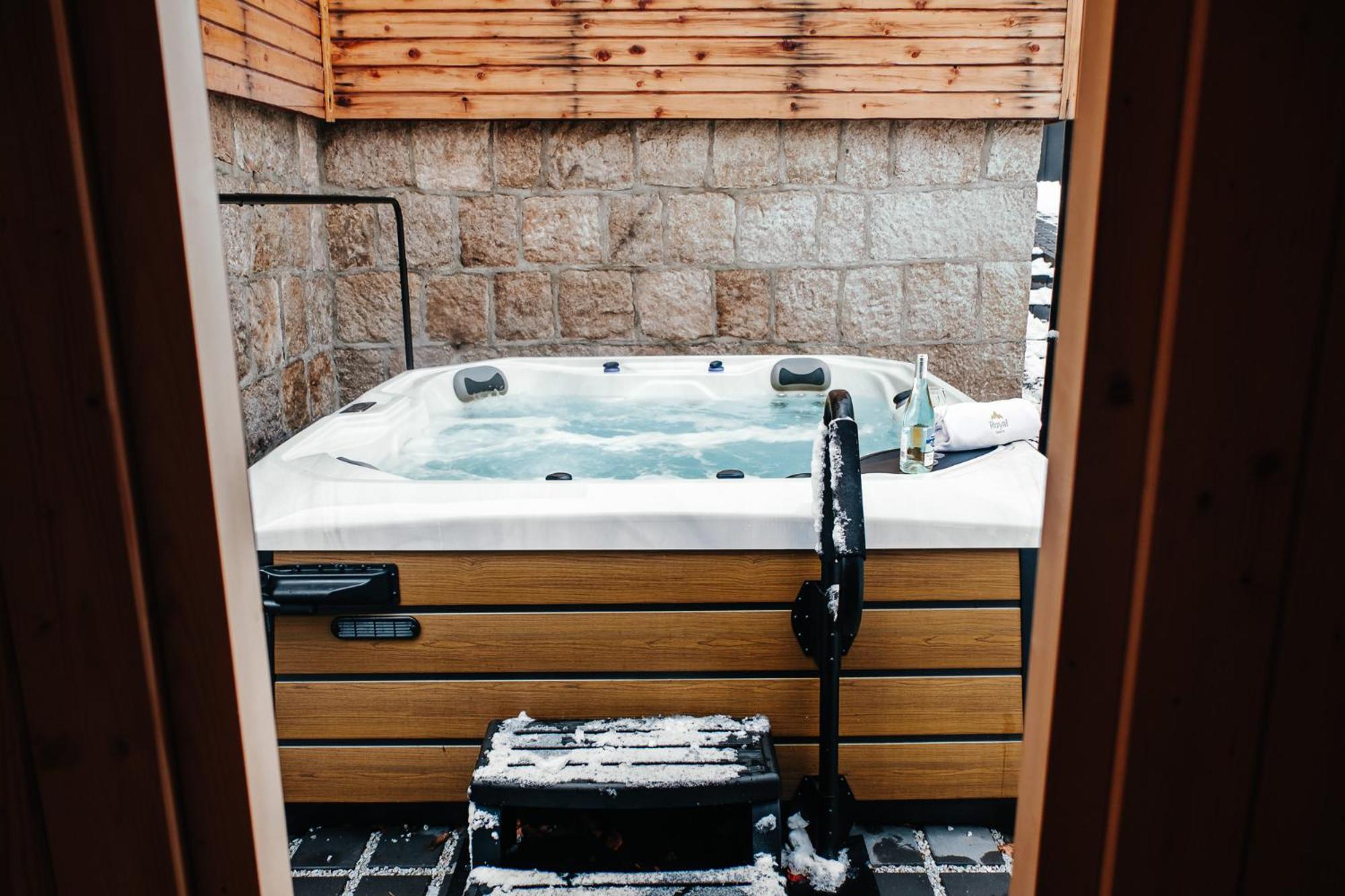 Rezydencja Harmony Land VIP z sauną i jacuzzi by Royal Aparts