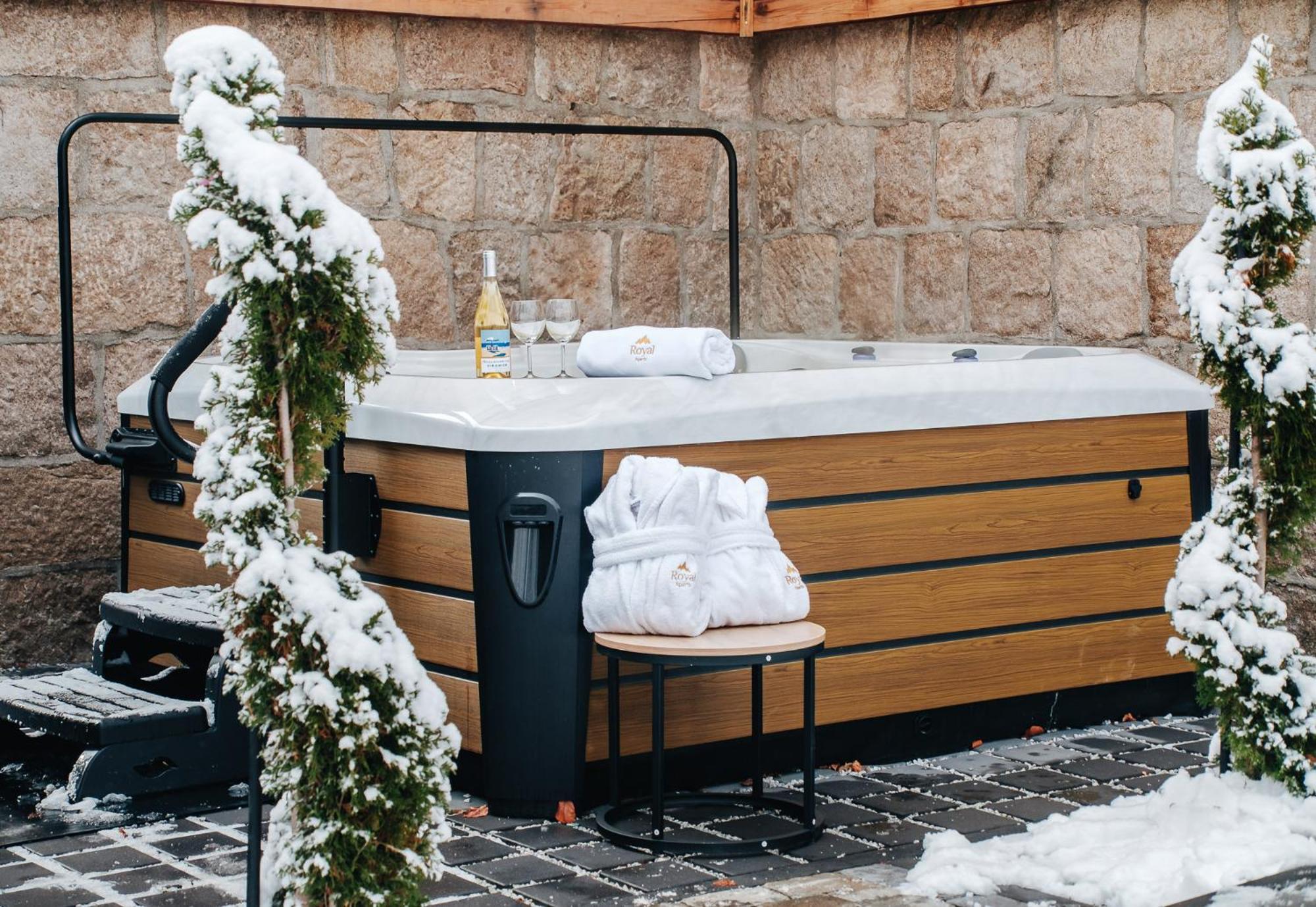 Rezydencja Harmony Land VIP z sauną i jacuzzi by Royal Aparts