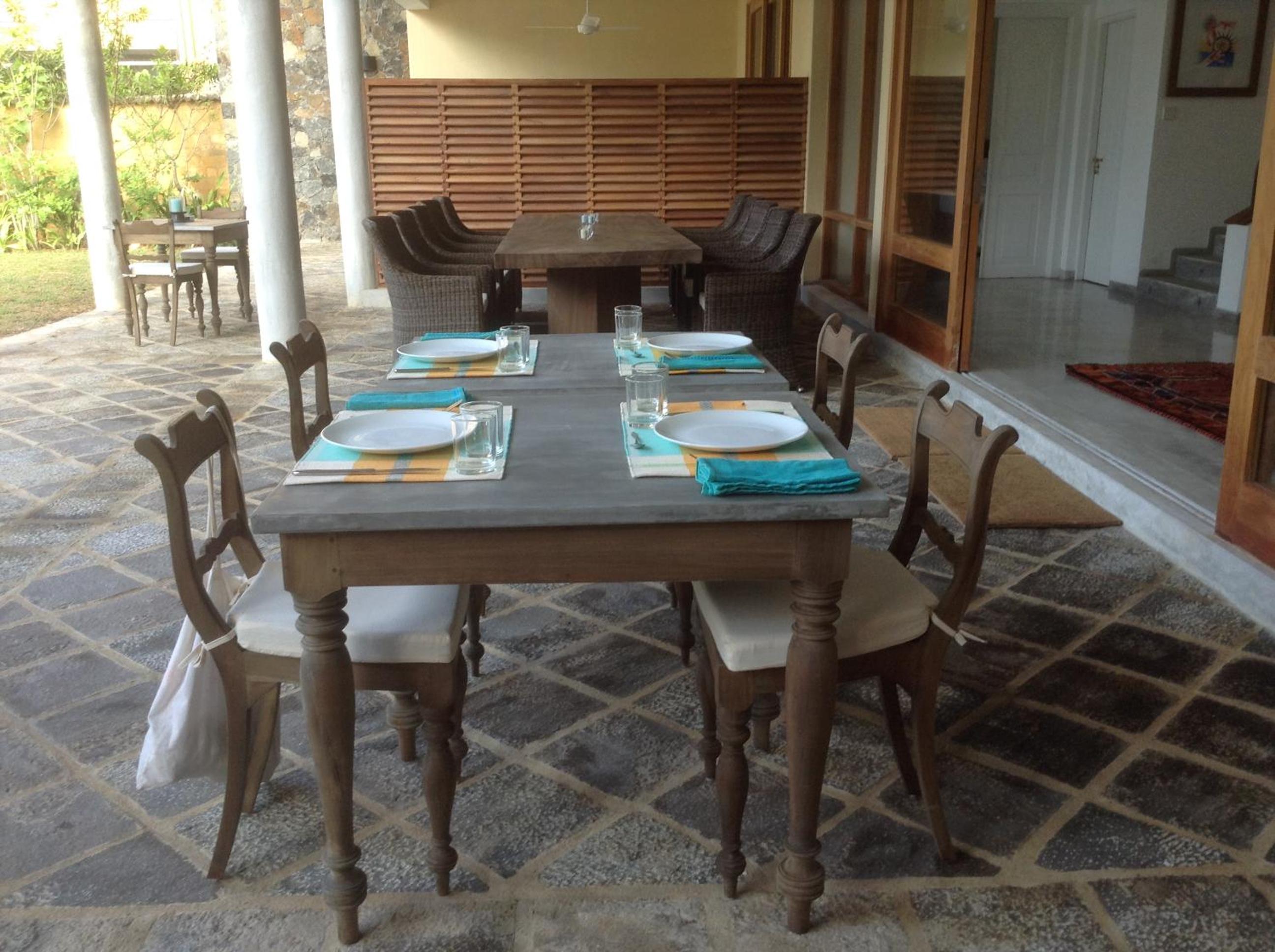 Villa Saffron Hikkaduwa