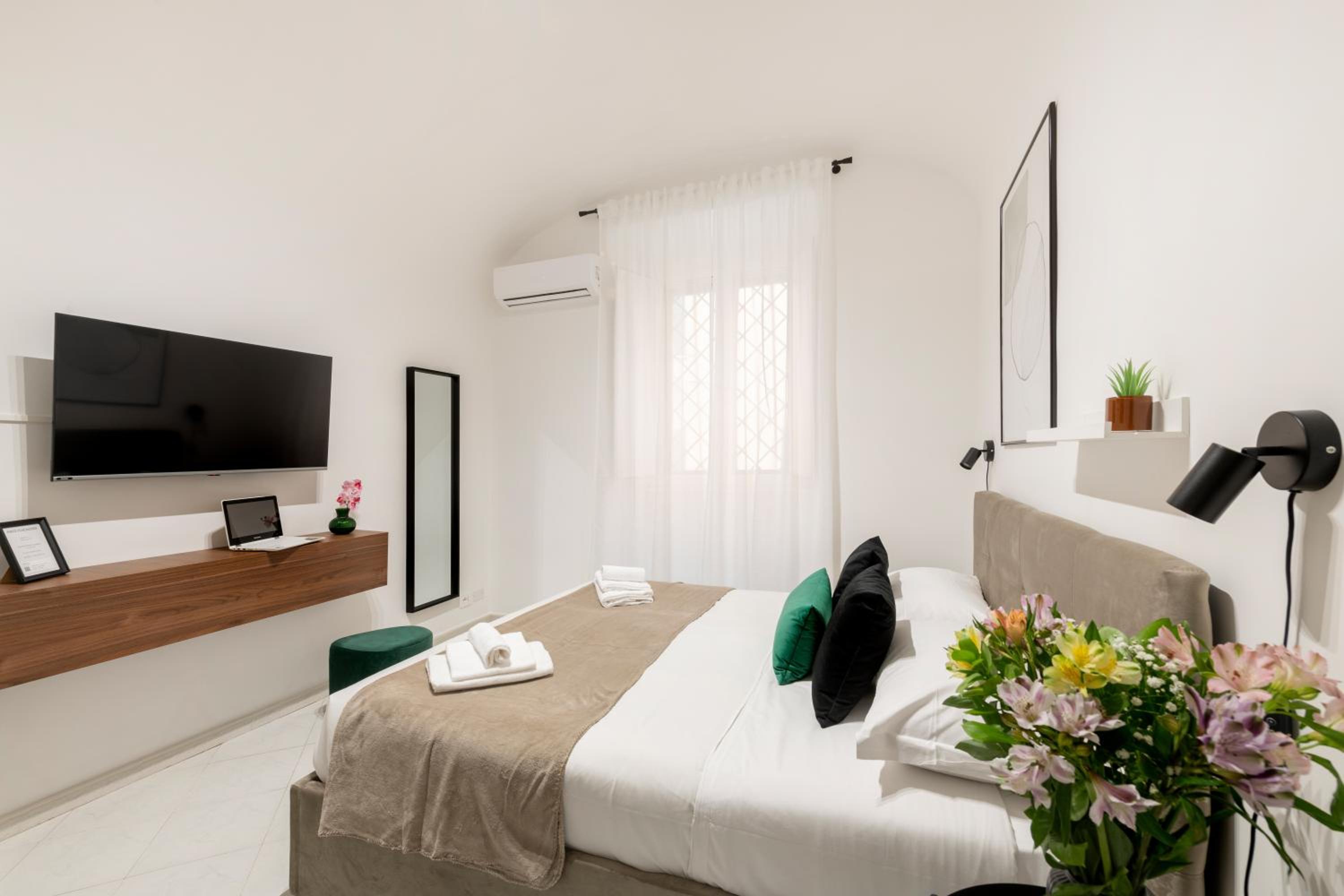White Flat Sanniti