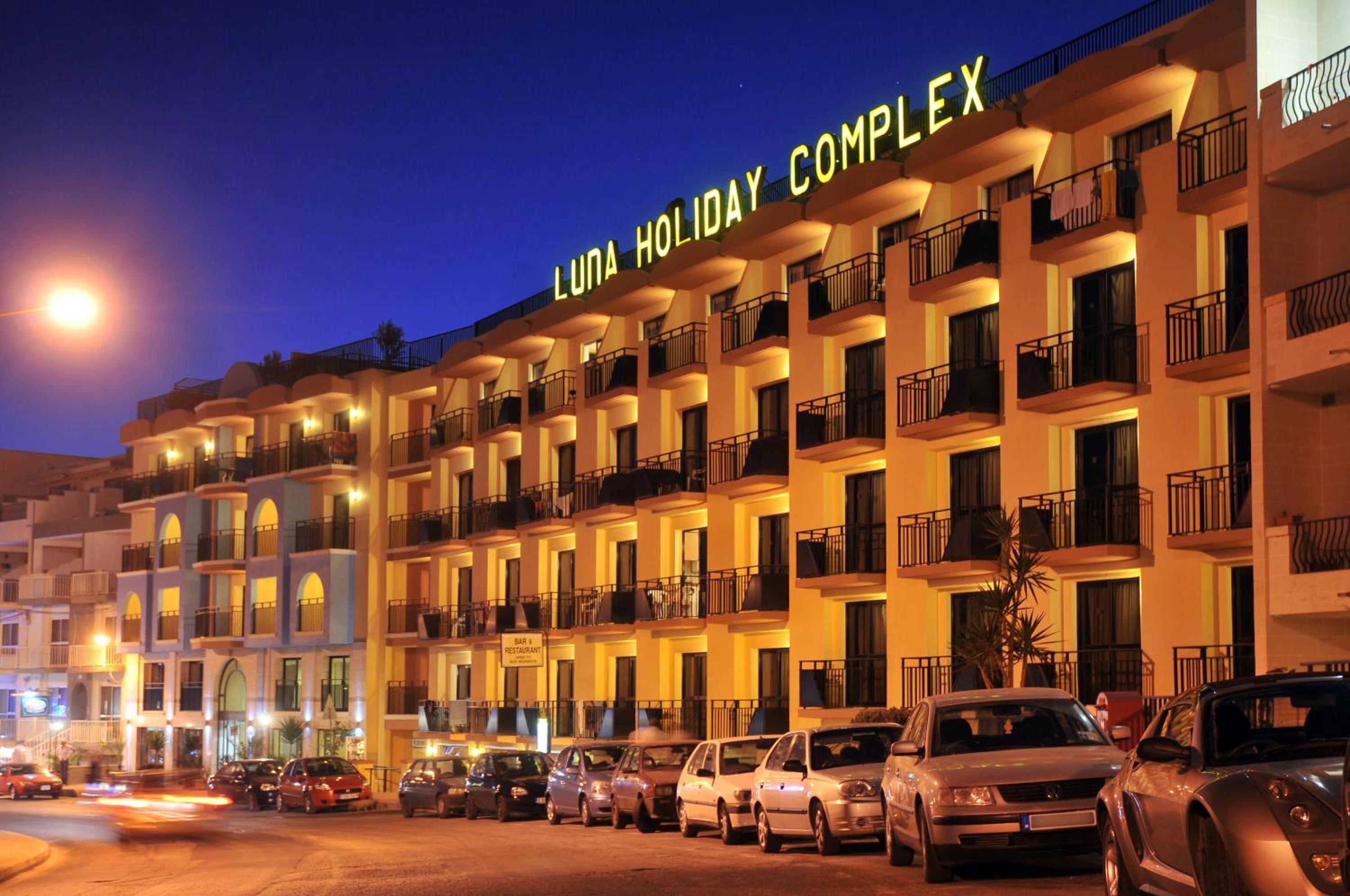 Hotel Luna Holiday Complex - Image 1