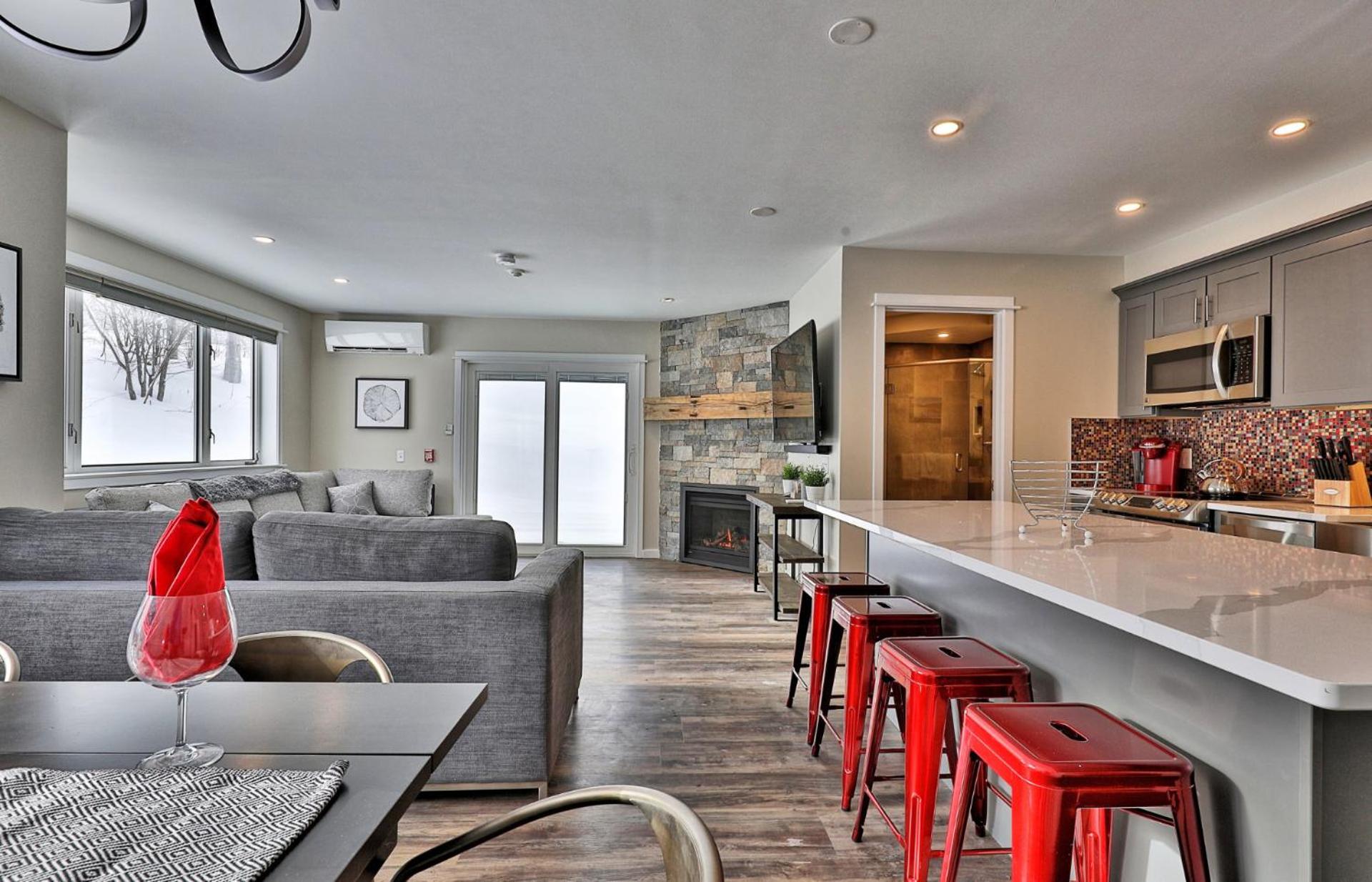 The Forest Fun Suite - 2RM-2BA Condo, Pool, Bus, King Bed, 2 Sofa Beds, Fireplace, Ski Rental Deals