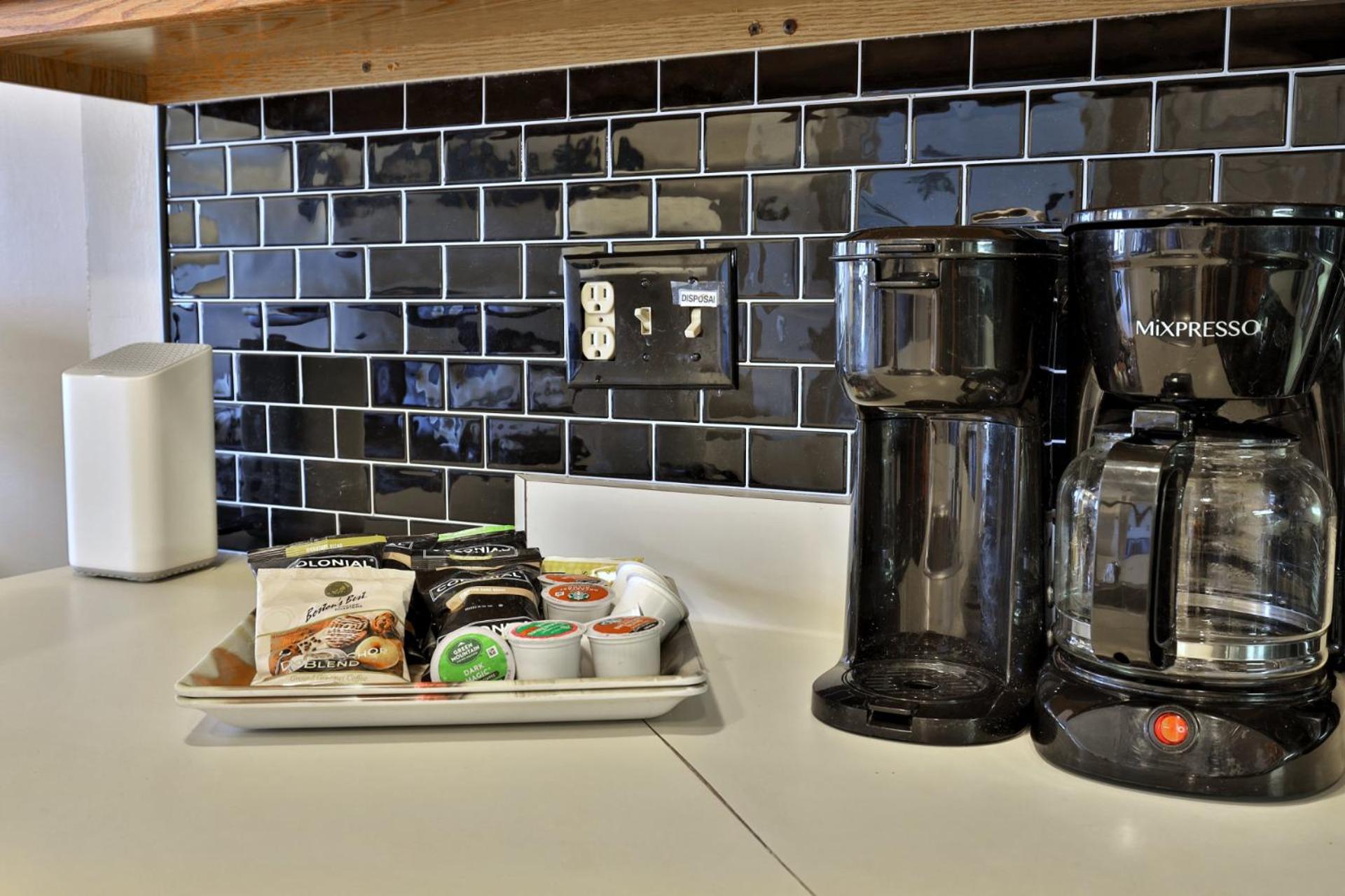 Pico Mountain Condo C-307 - 1 BR, 1BA Steps to Pico Ski Slopes, Bus to Killington