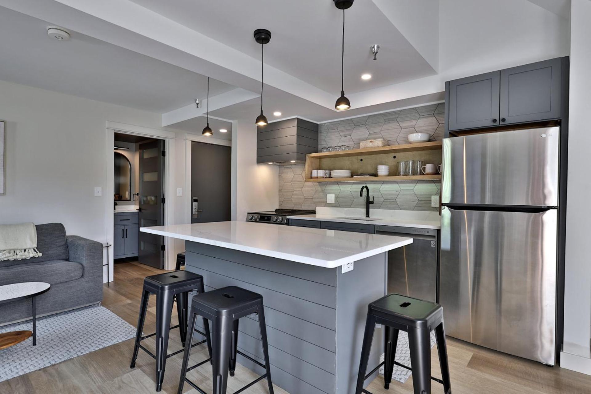 Mountain Green 3F9 - Newly Renovated Studio, Amazing Views and Location, Pool, Hot Tub, Shuttle